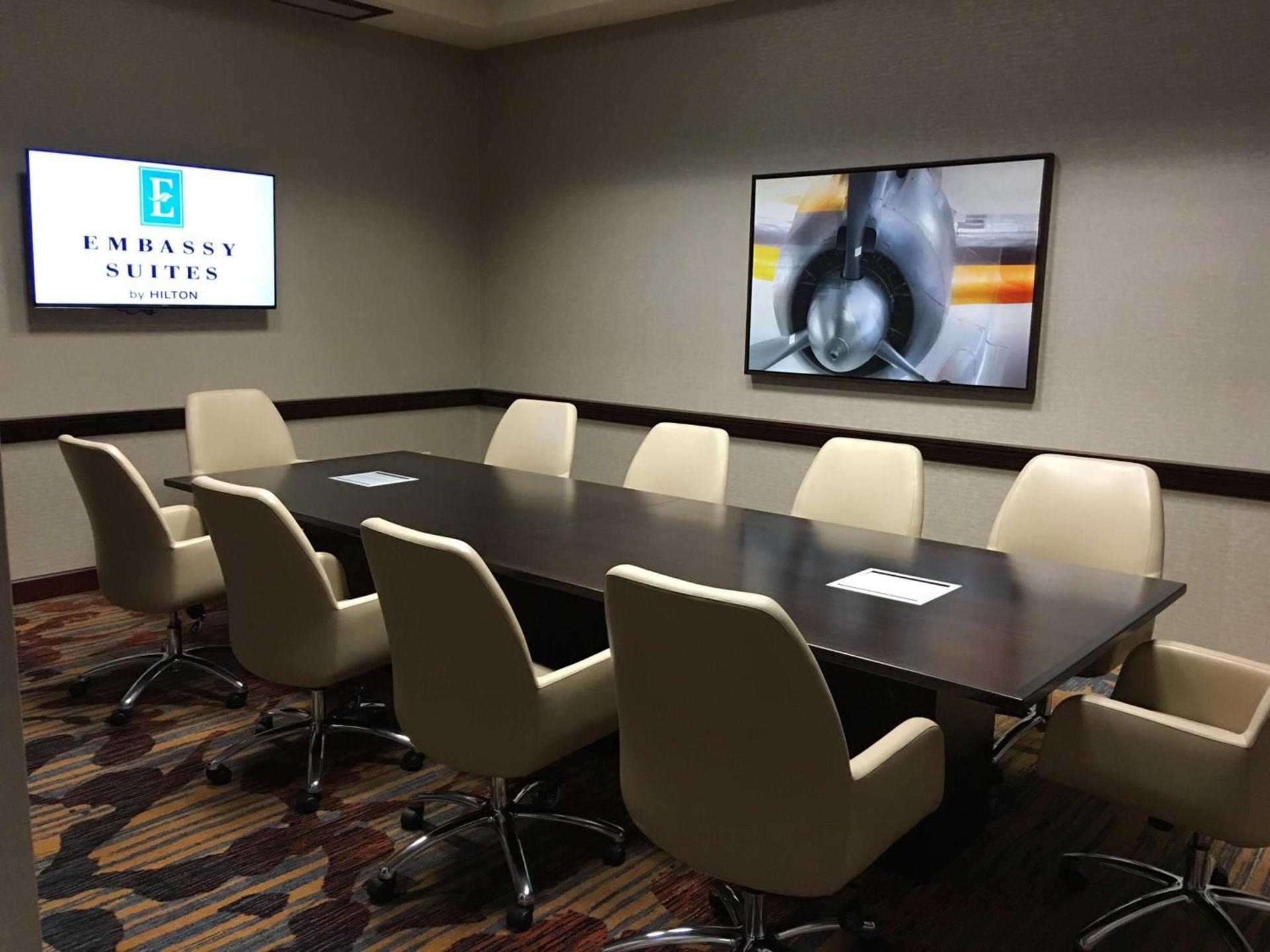 Embassy Suites by Hilton Seattle North Lynnwood photo 48