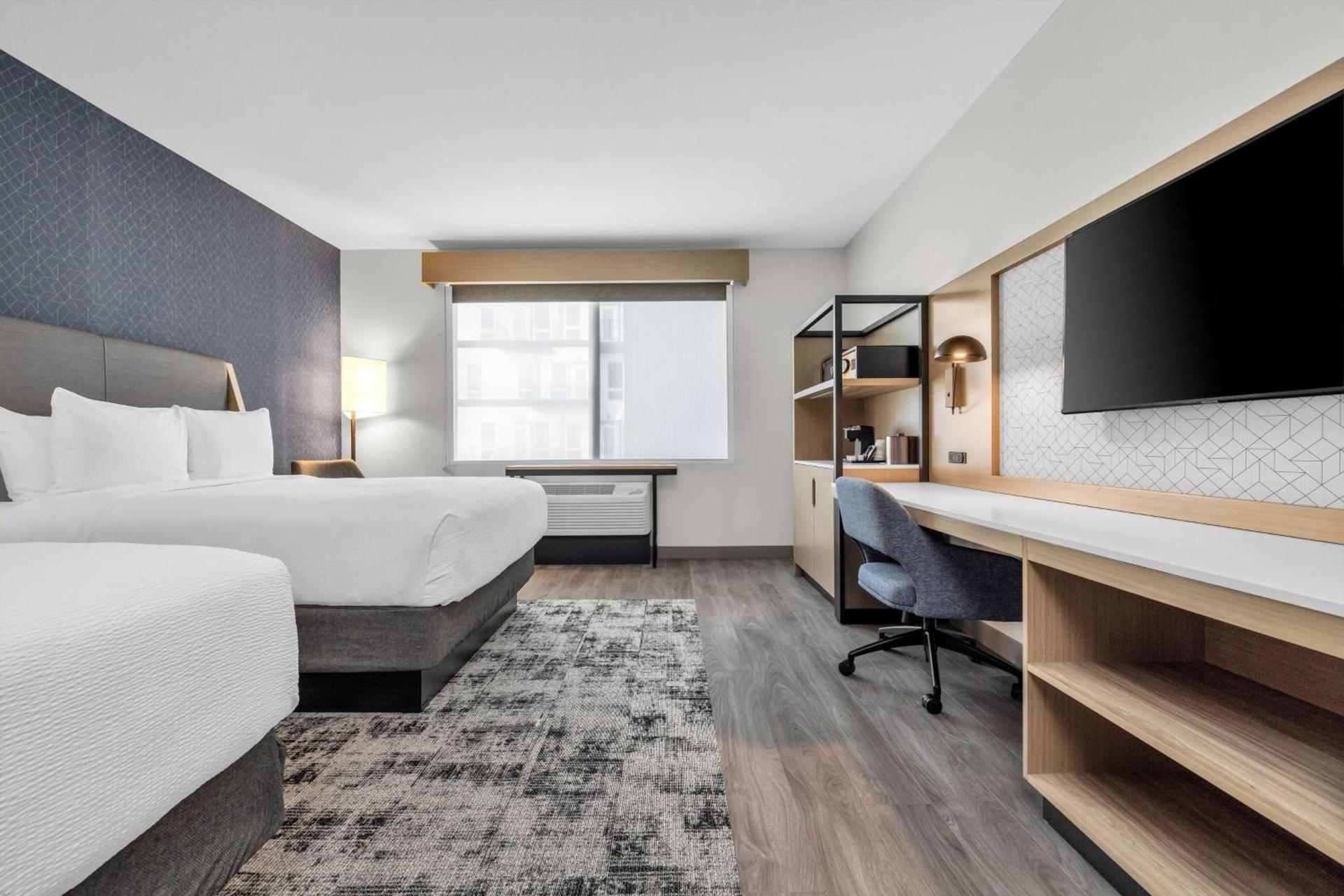 La Quinta Inn & Suites by Wyndham San Jose Airport-Downtown photo 55