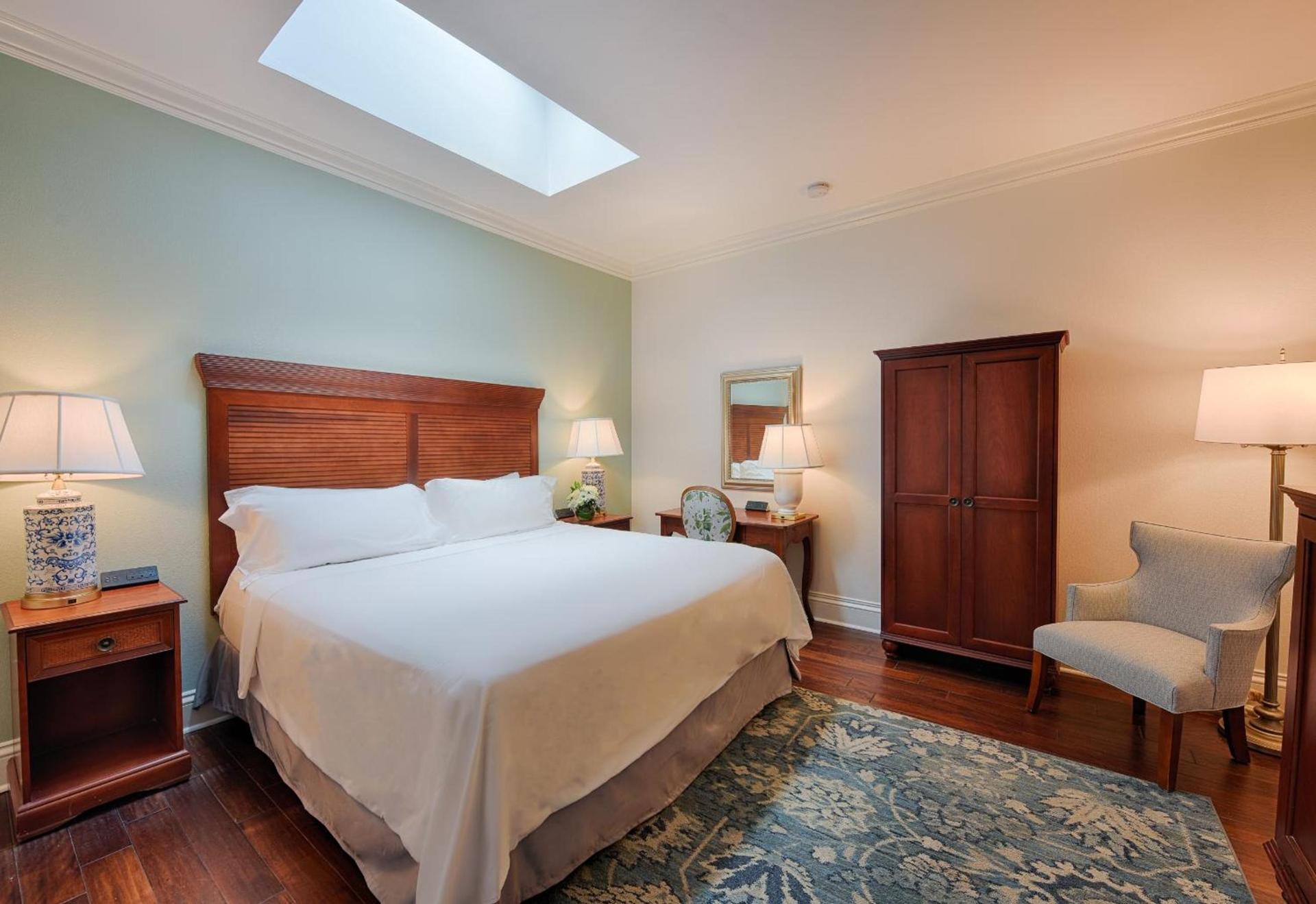 voco St James Hotel by IHG photo 13