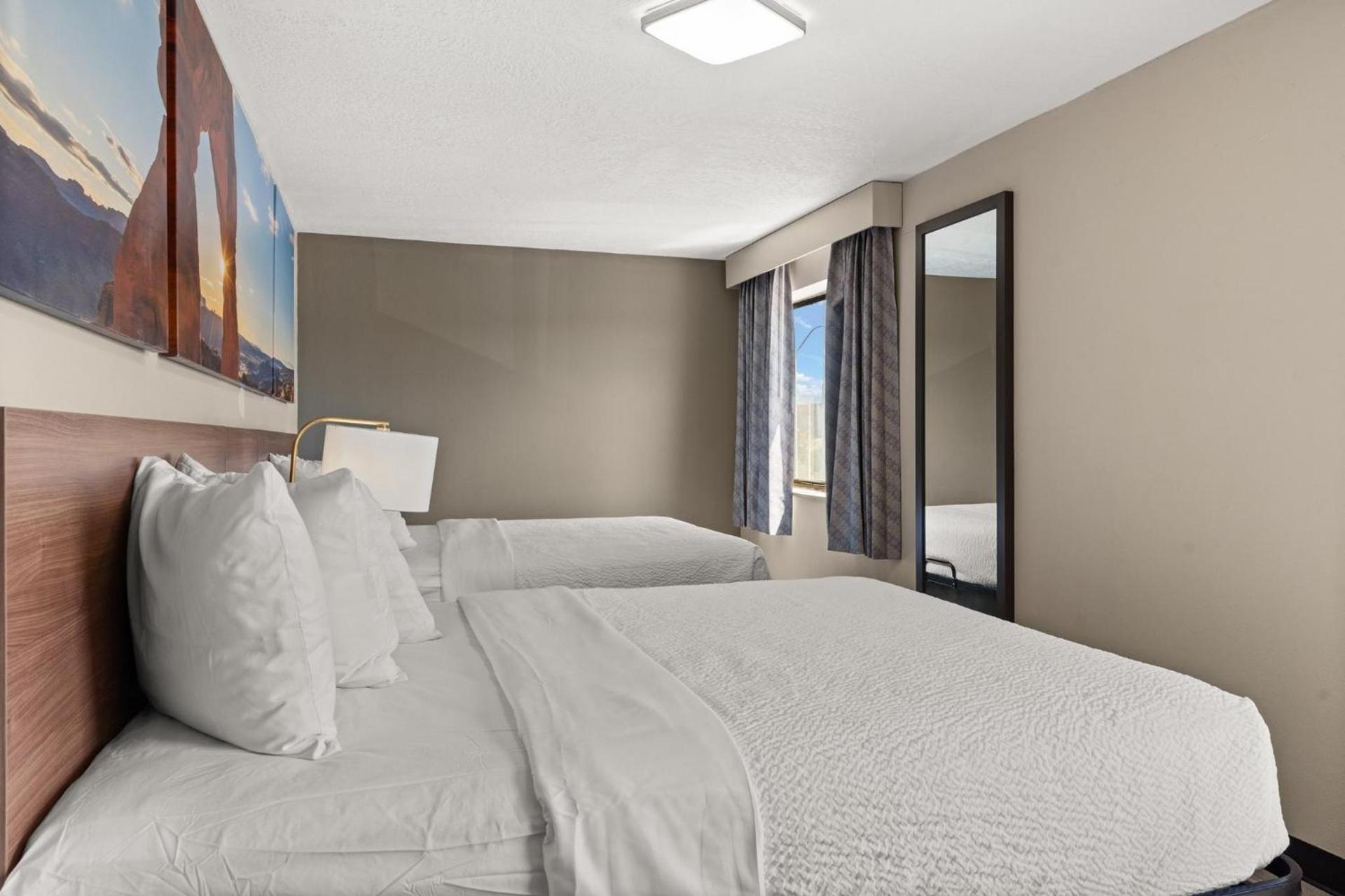 Days-Inn by Wyndham Albuquerque I-25 photo 82
