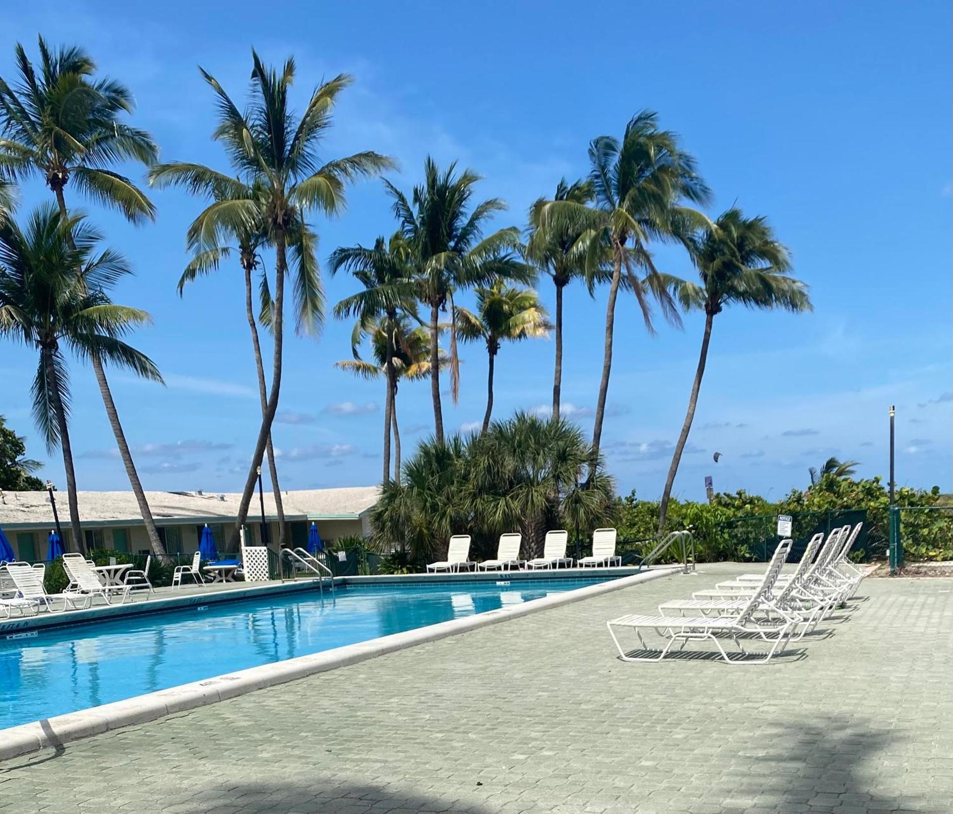 Silver Sands Beach Resort photo 10
