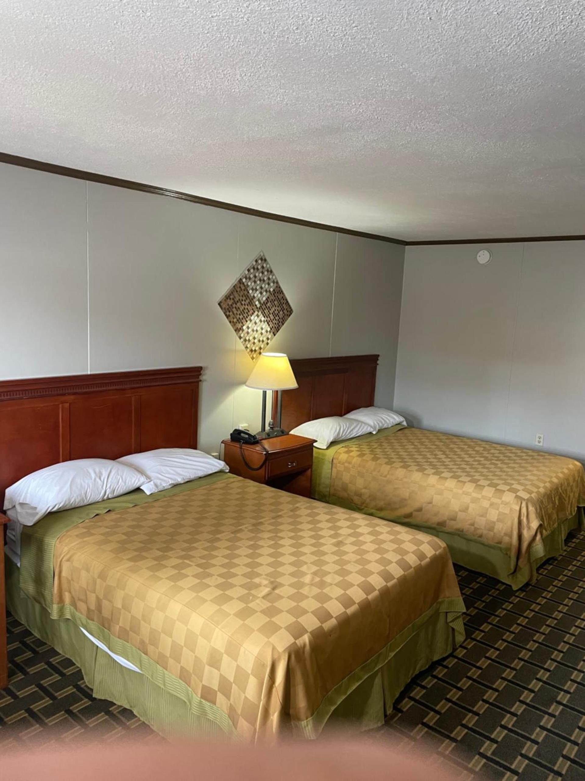 Bedford Inn photo 13