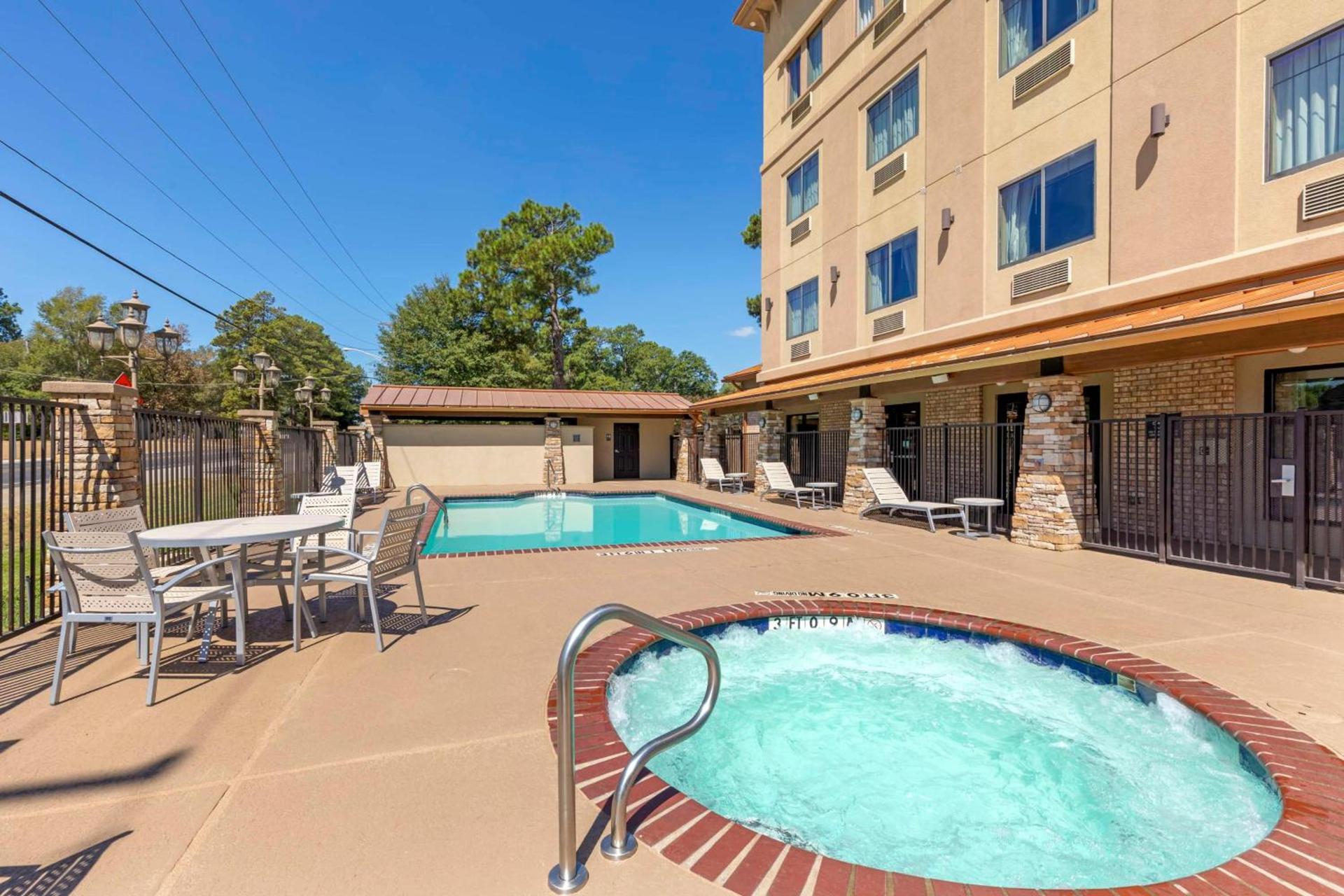 Best Western Plus Classic Inn and Suites photo 4