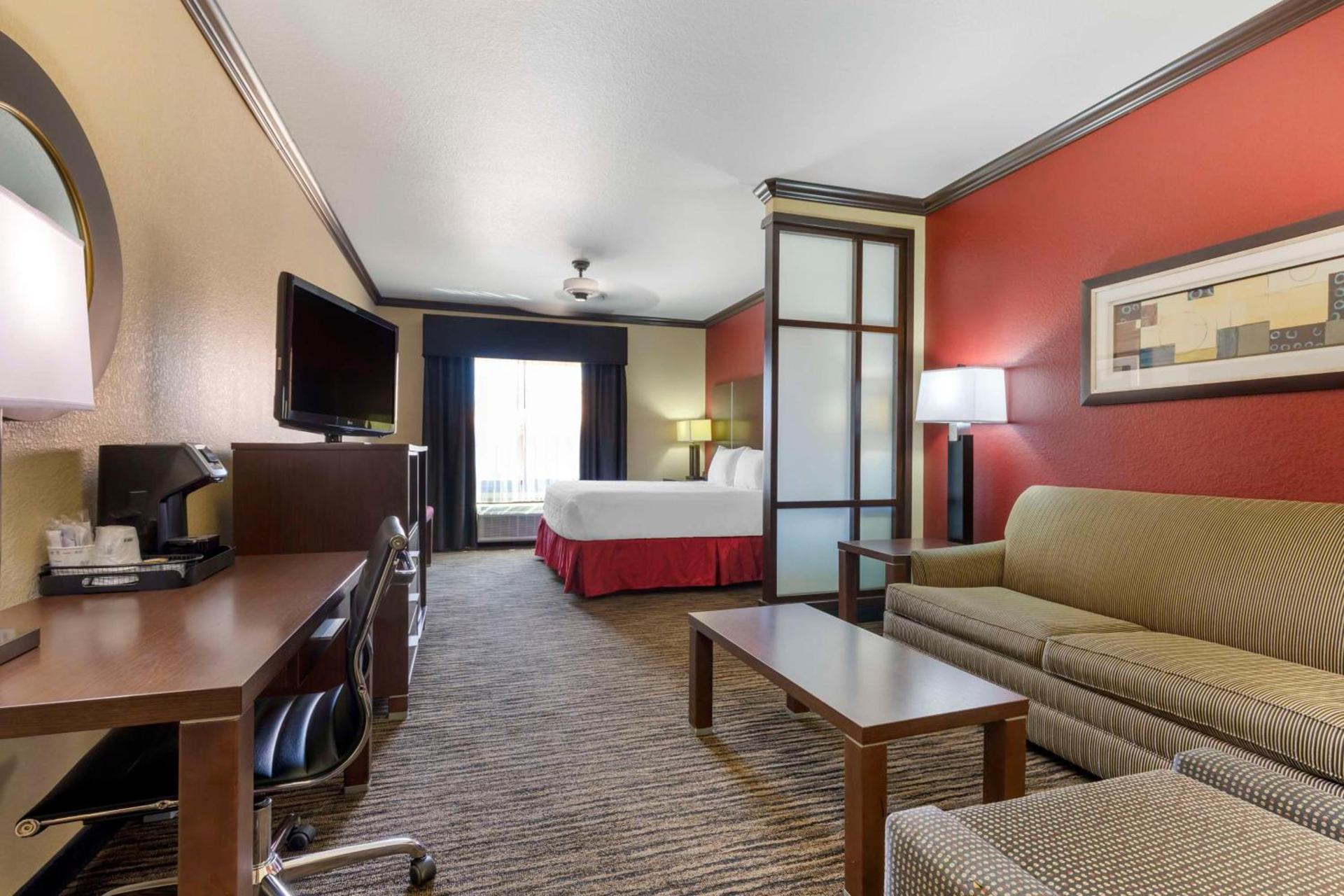 Best Western Plus Classic Inn and Suites photo 17