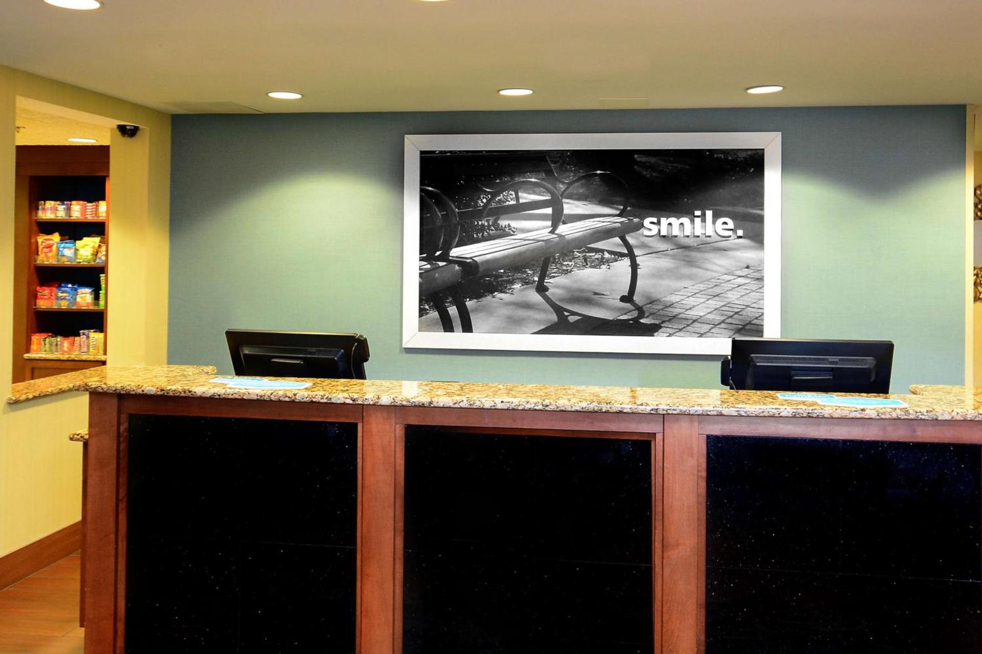 Hampton Inn Raleigh/Town of Wake Forest photo 12