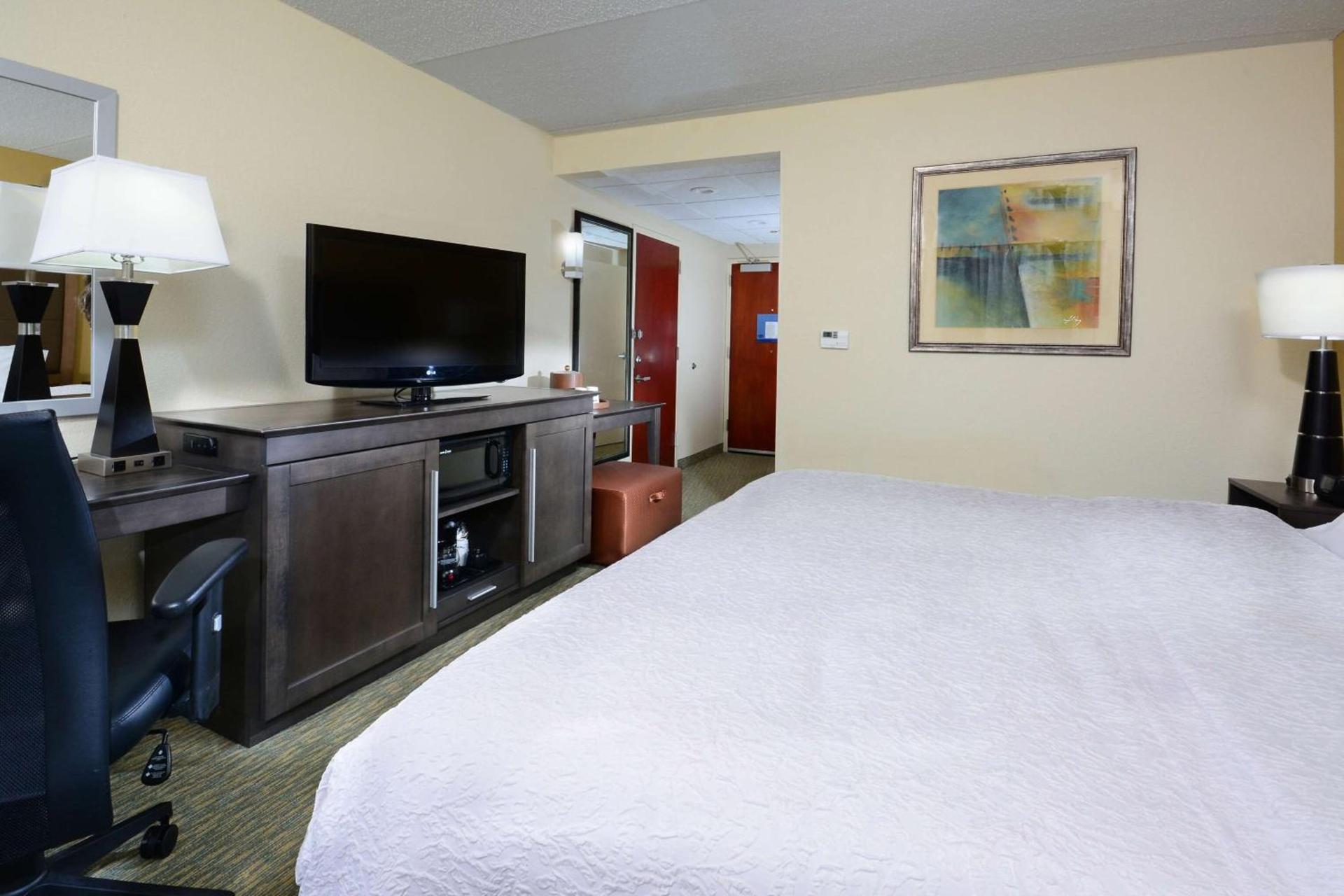Hampton Inn Raleigh/Town of Wake Forest photo 8