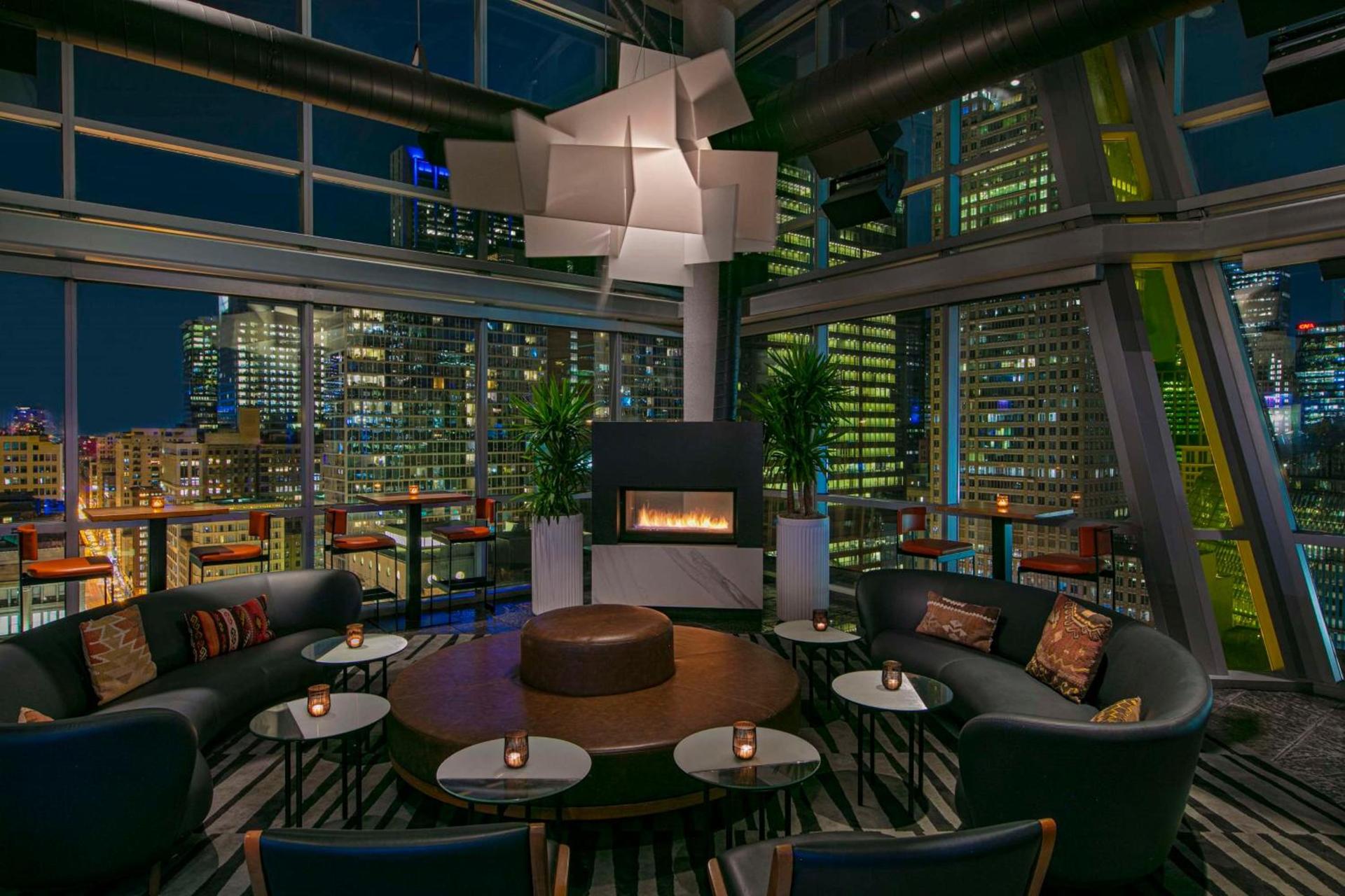 theWit Chicago, a Hilton Hotel photo 21