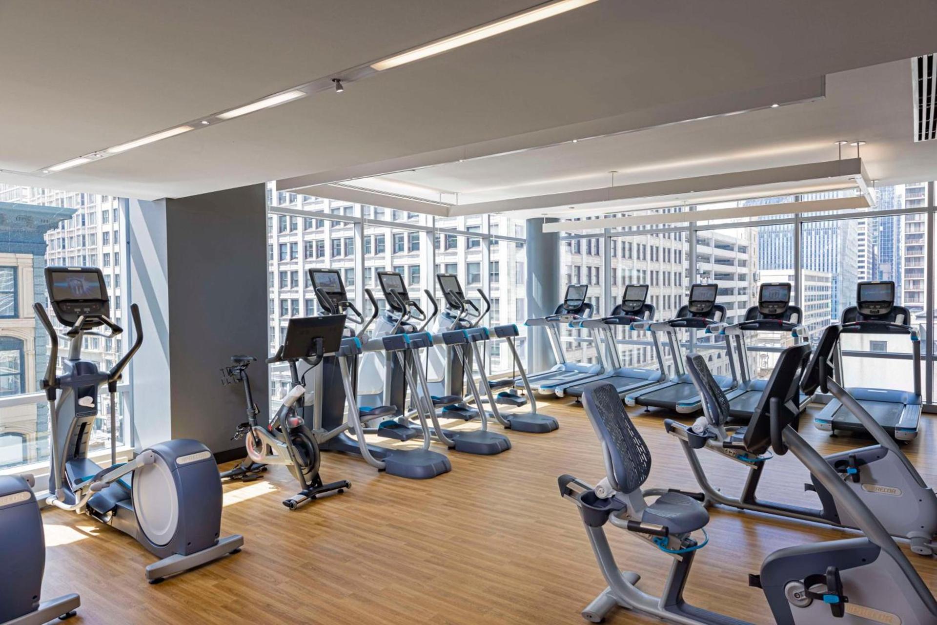 theWit Chicago, a Hilton Hotel photo 45