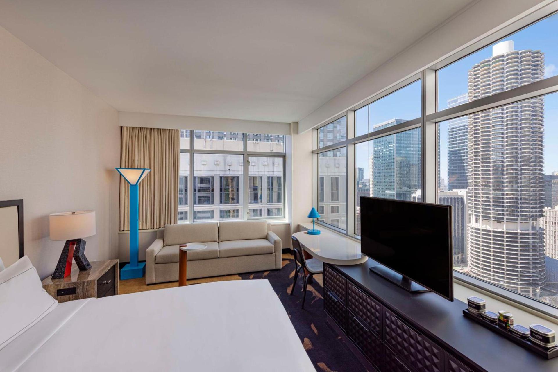 theWit Chicago, a Hilton Hotel photo 8