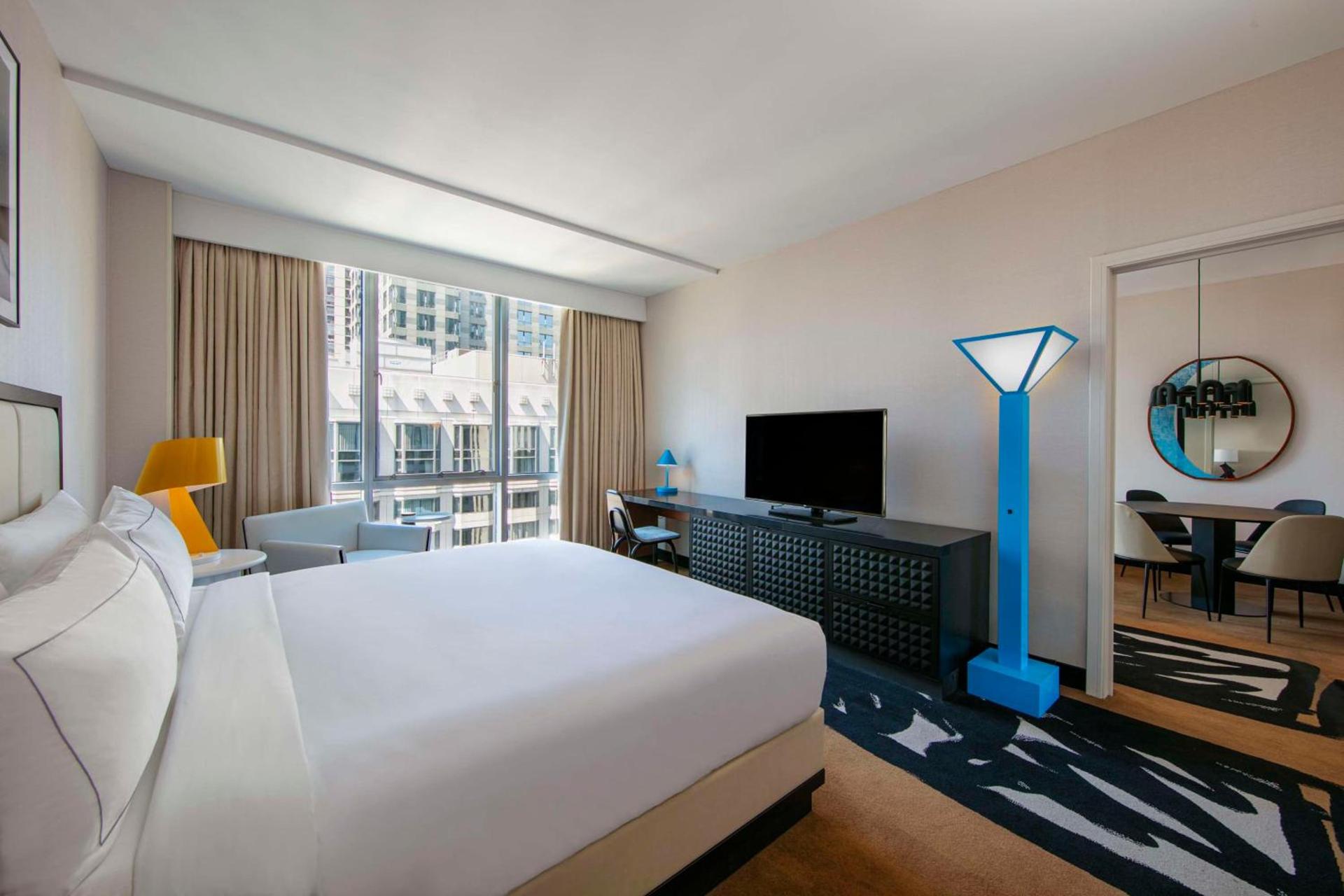 theWit Chicago, a Hilton Hotel photo 31