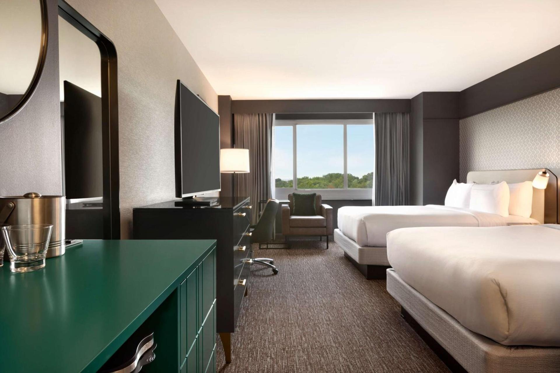 Hilton Baltimore BWI Airport photo 22