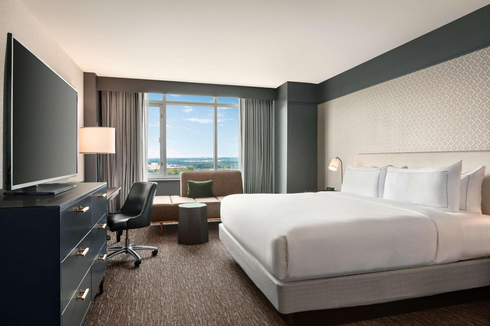 Hilton Baltimore BWI Airport photo 20