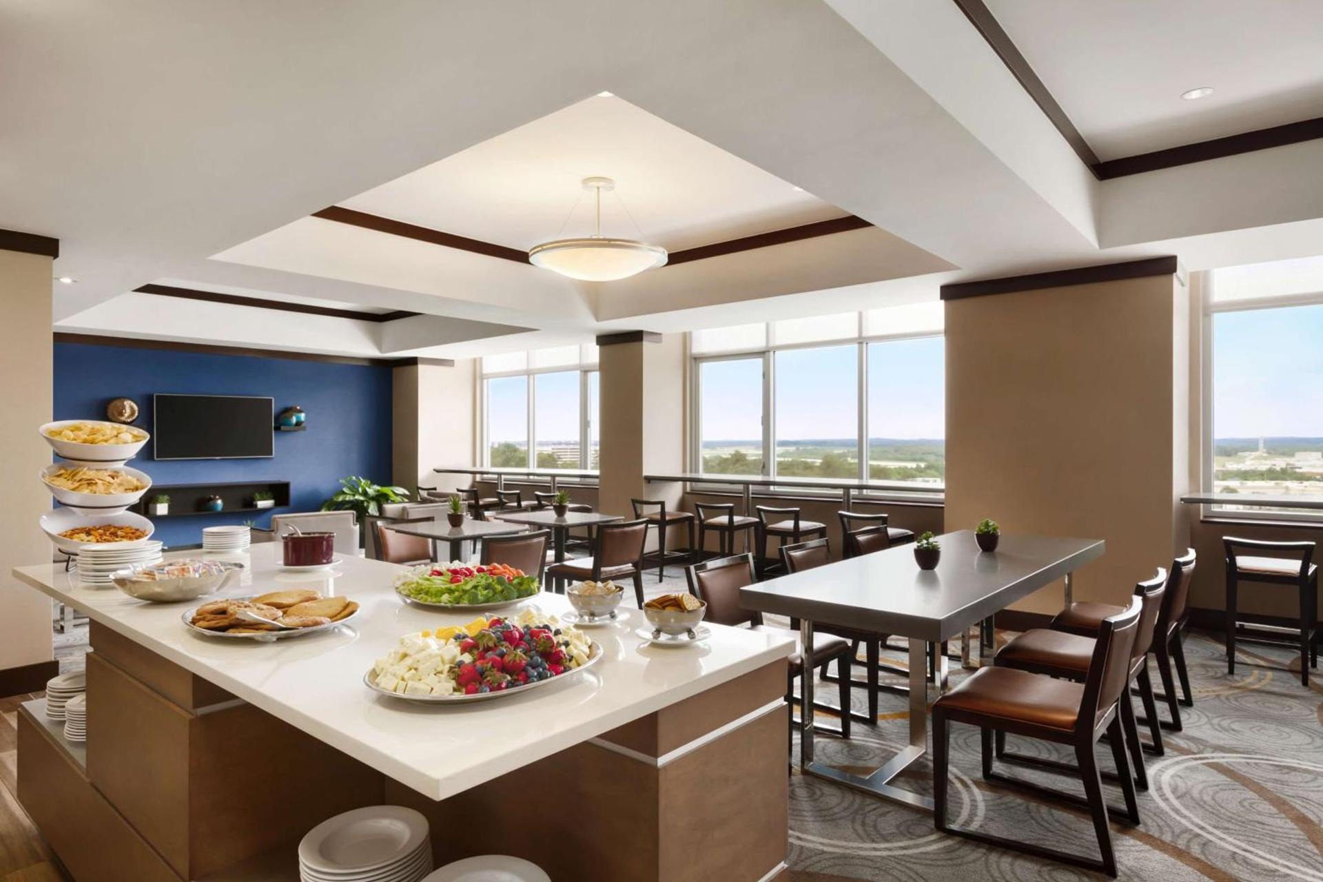Hilton Baltimore BWI Airport photo 44