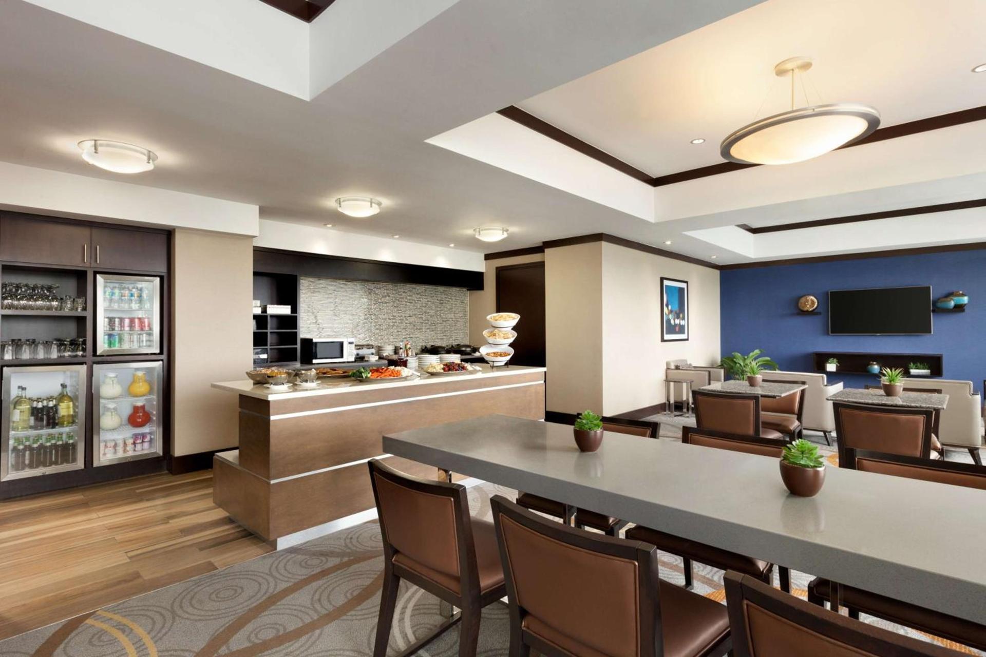Hilton Baltimore BWI Airport photo 63