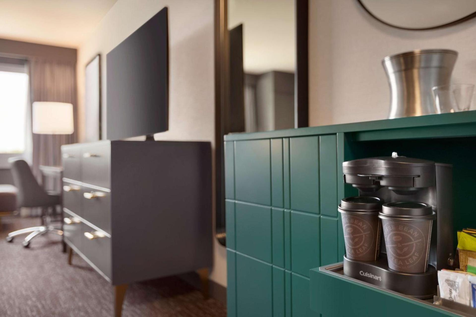 Hilton Baltimore BWI Airport photo 66