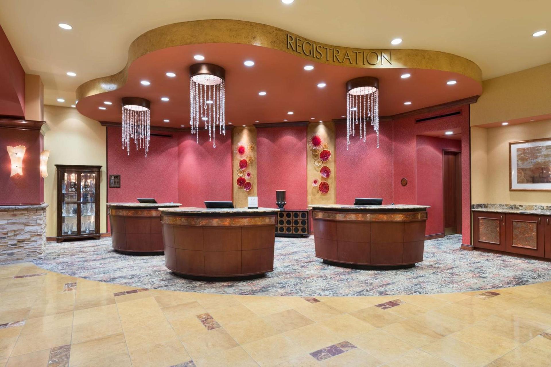 Embassy Suites Murfreesboro - Hotel & Conference Center photo 8