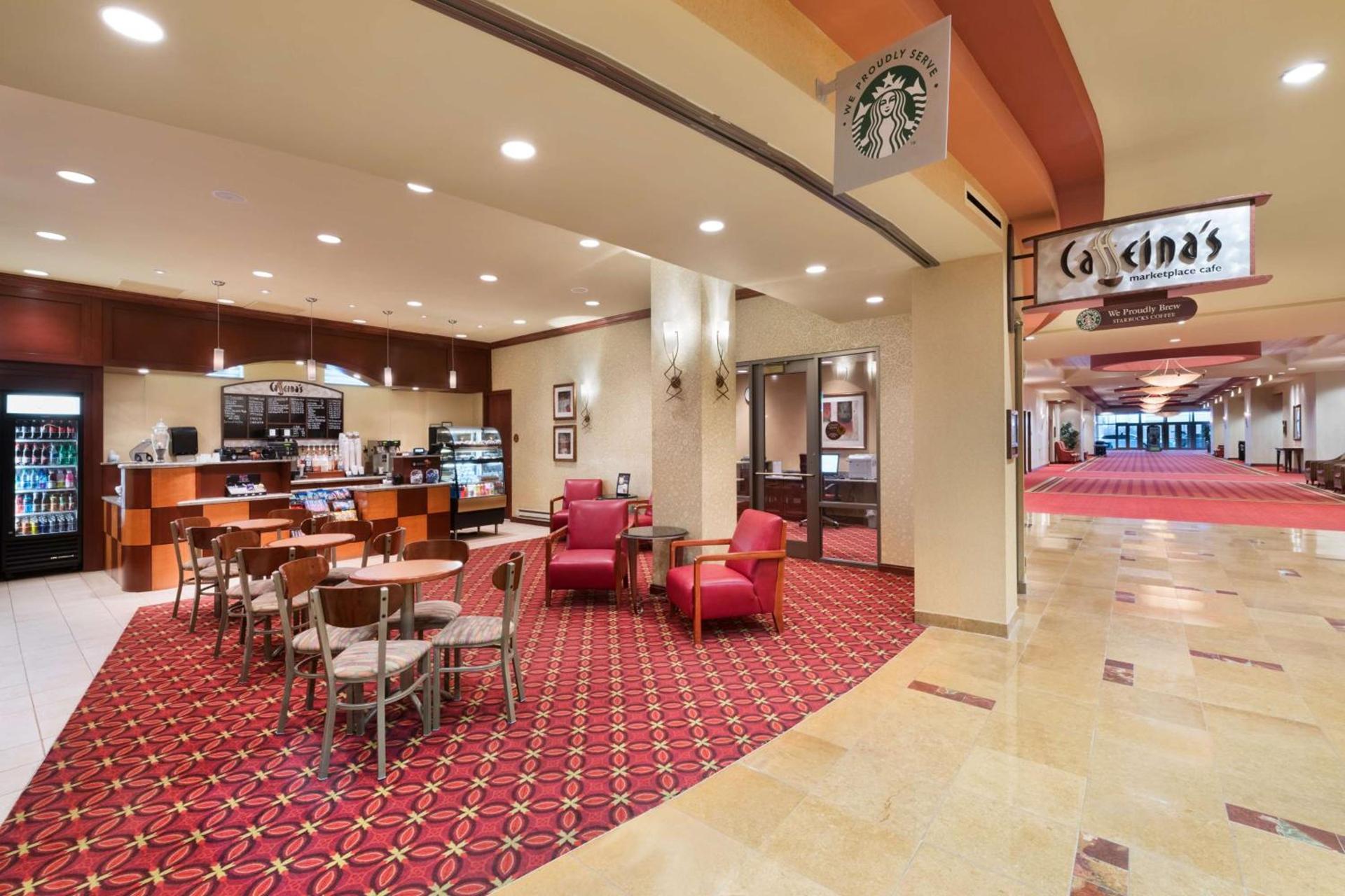 Embassy Suites Murfreesboro - Hotel & Conference Center photo 11