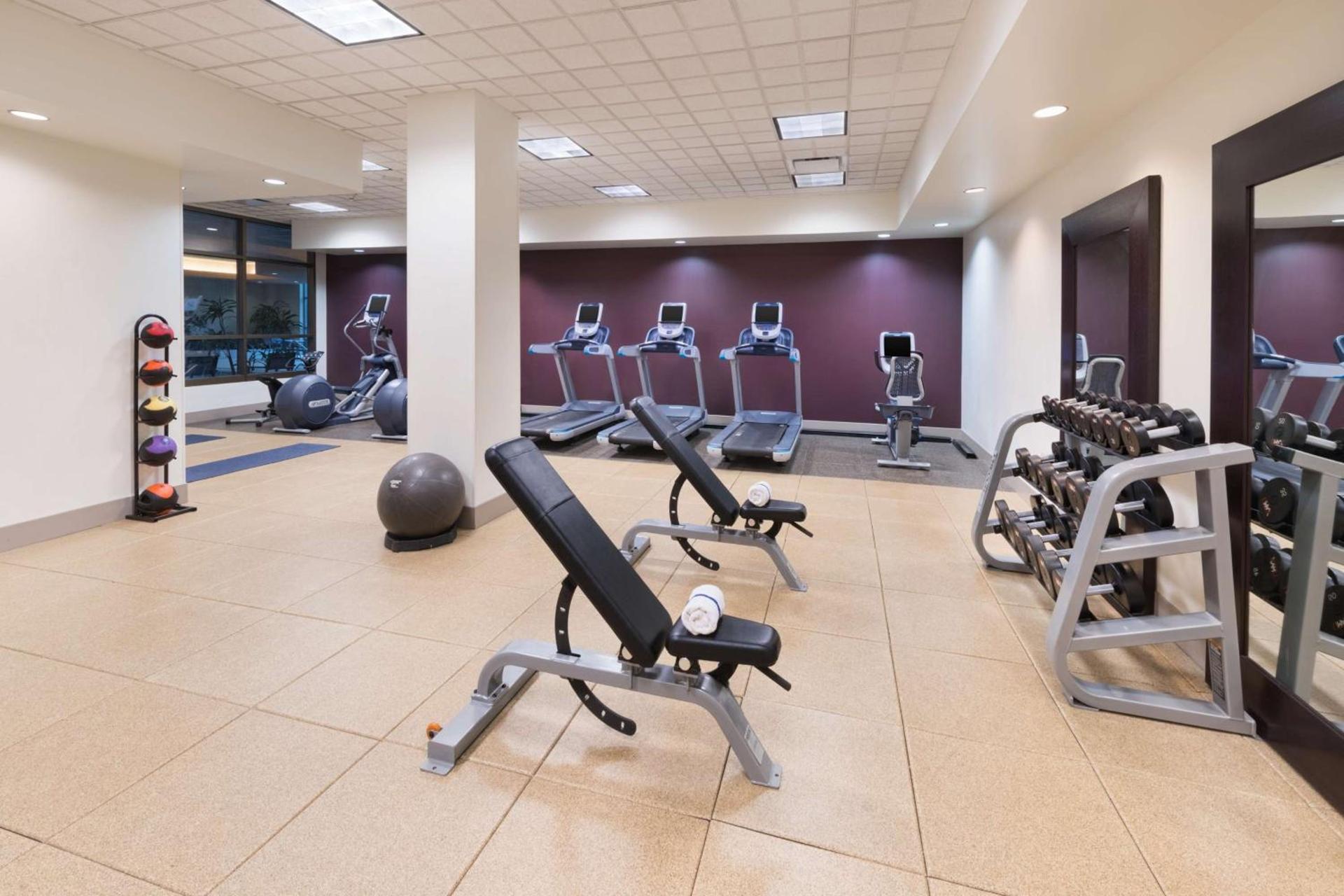 Embassy Suites Murfreesboro - Hotel & Conference Center photo 17