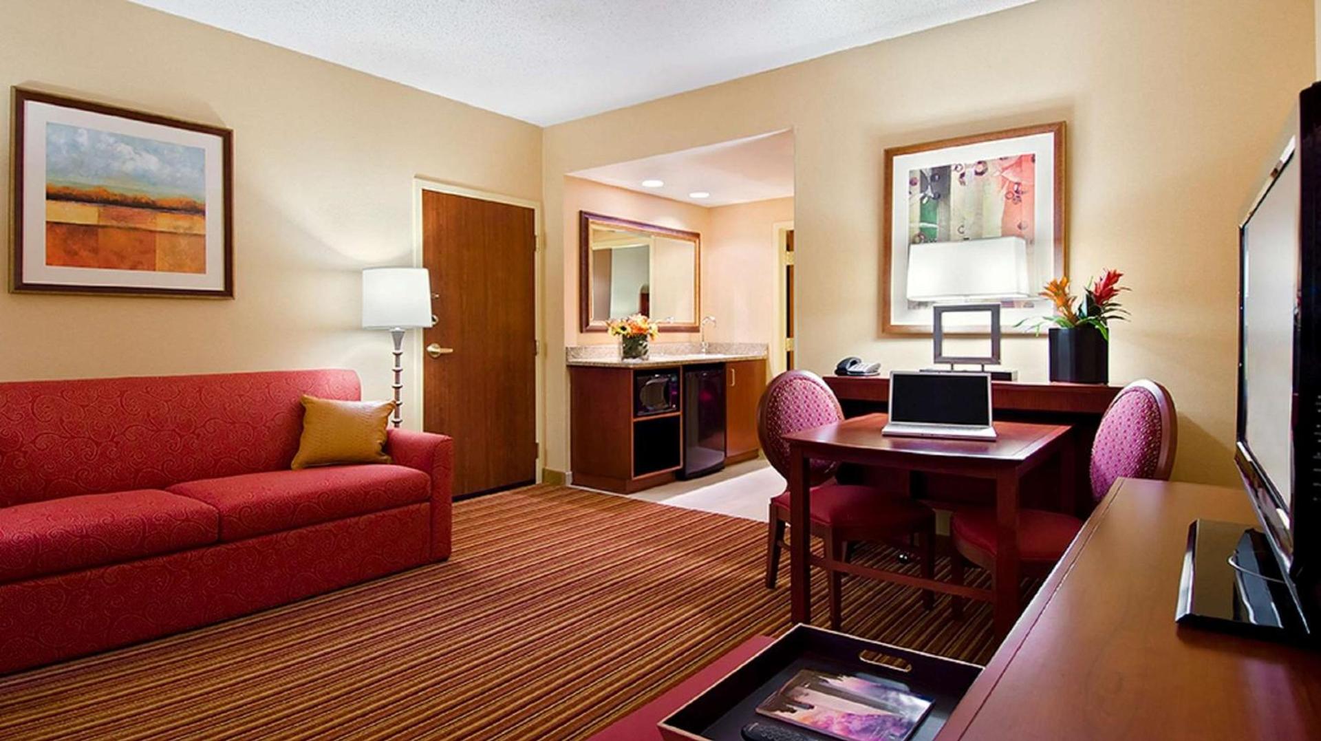 Embassy Suites Murfreesboro - Hotel & Conference Center photo 25