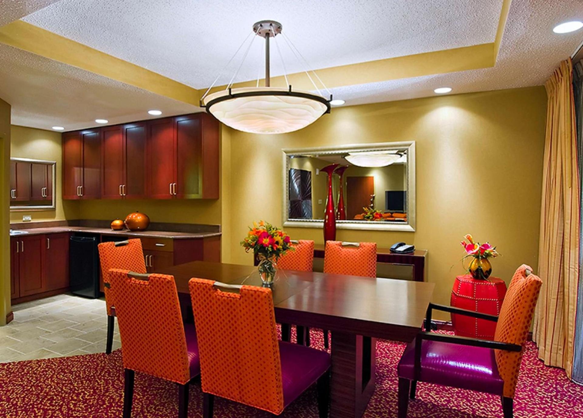 Embassy Suites Murfreesboro - Hotel & Conference Center photo 26