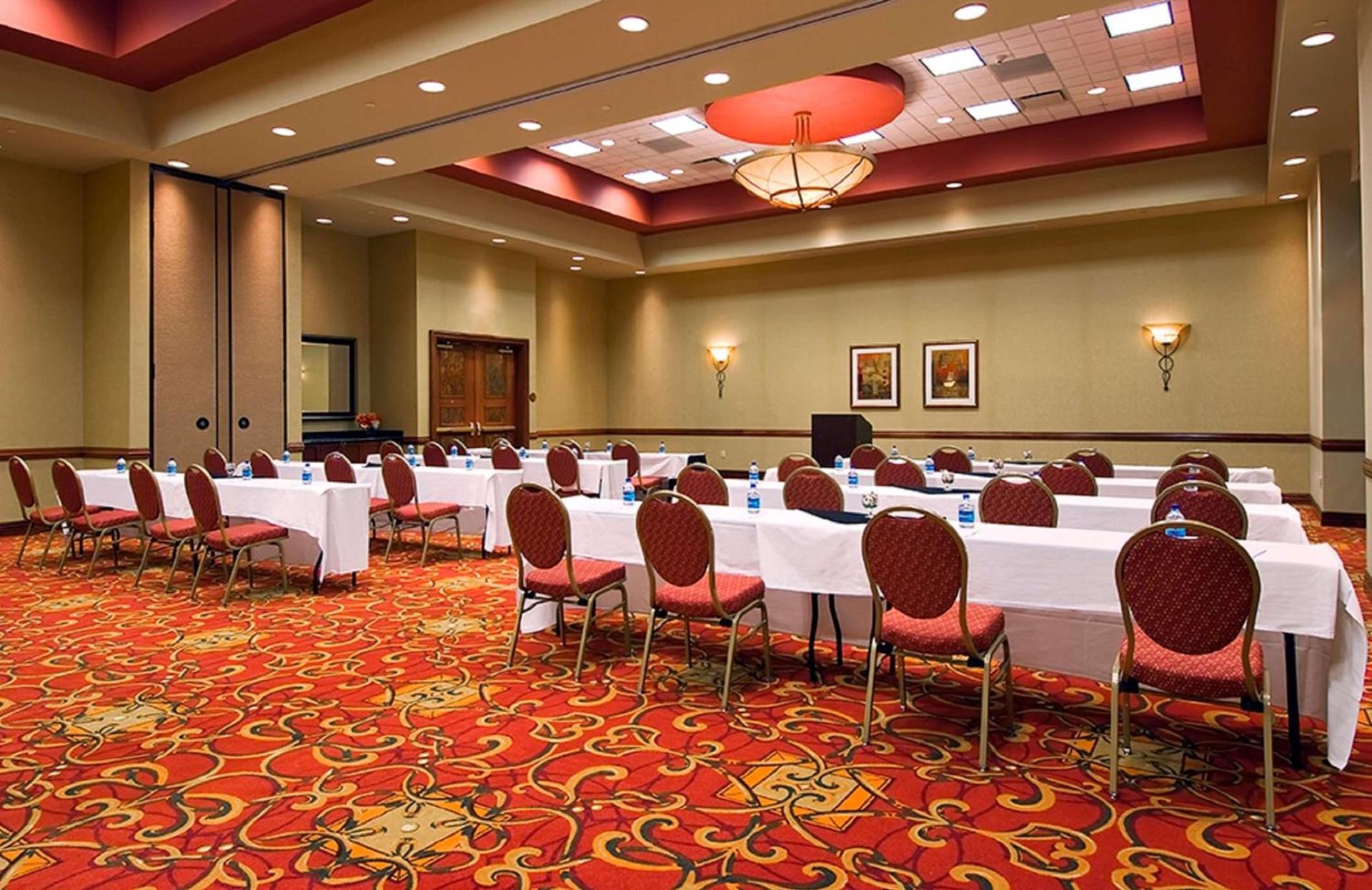 Embassy Suites Murfreesboro - Hotel & Conference Center photo 37