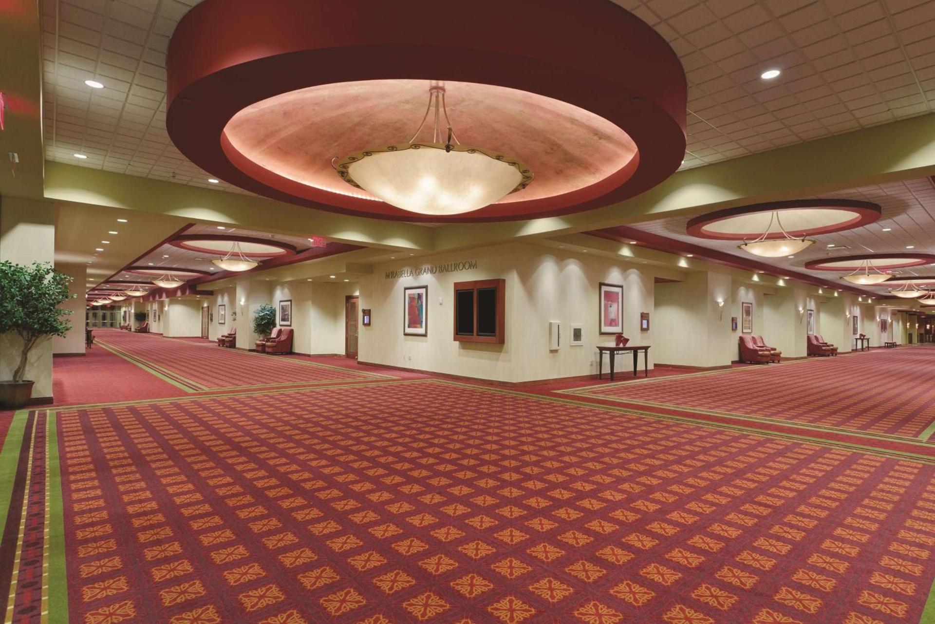 Embassy Suites Murfreesboro - Hotel & Conference Center photo 40
