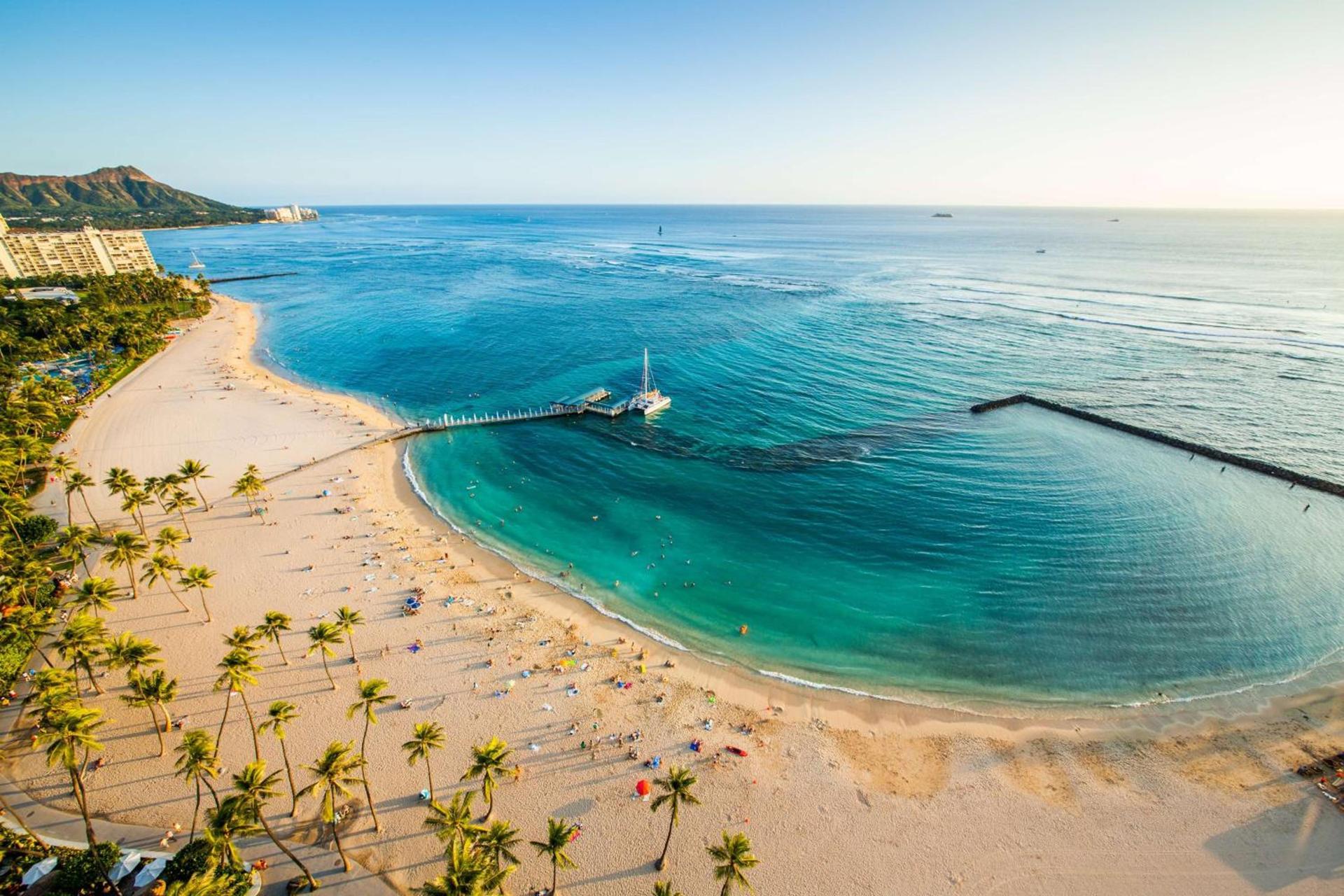 Hilton Hawaiian Village Waikiki Beach Resort photo 4