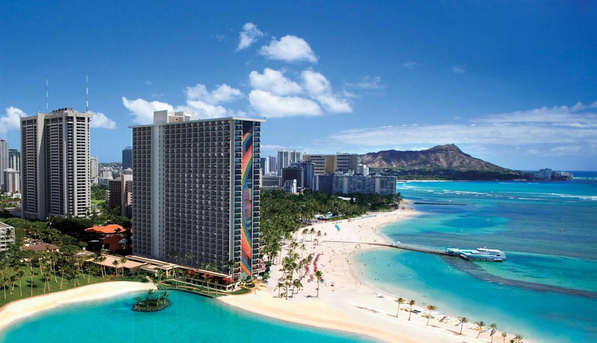 Hilton Hawaiian Village Waikiki Beach Resort photo 5
