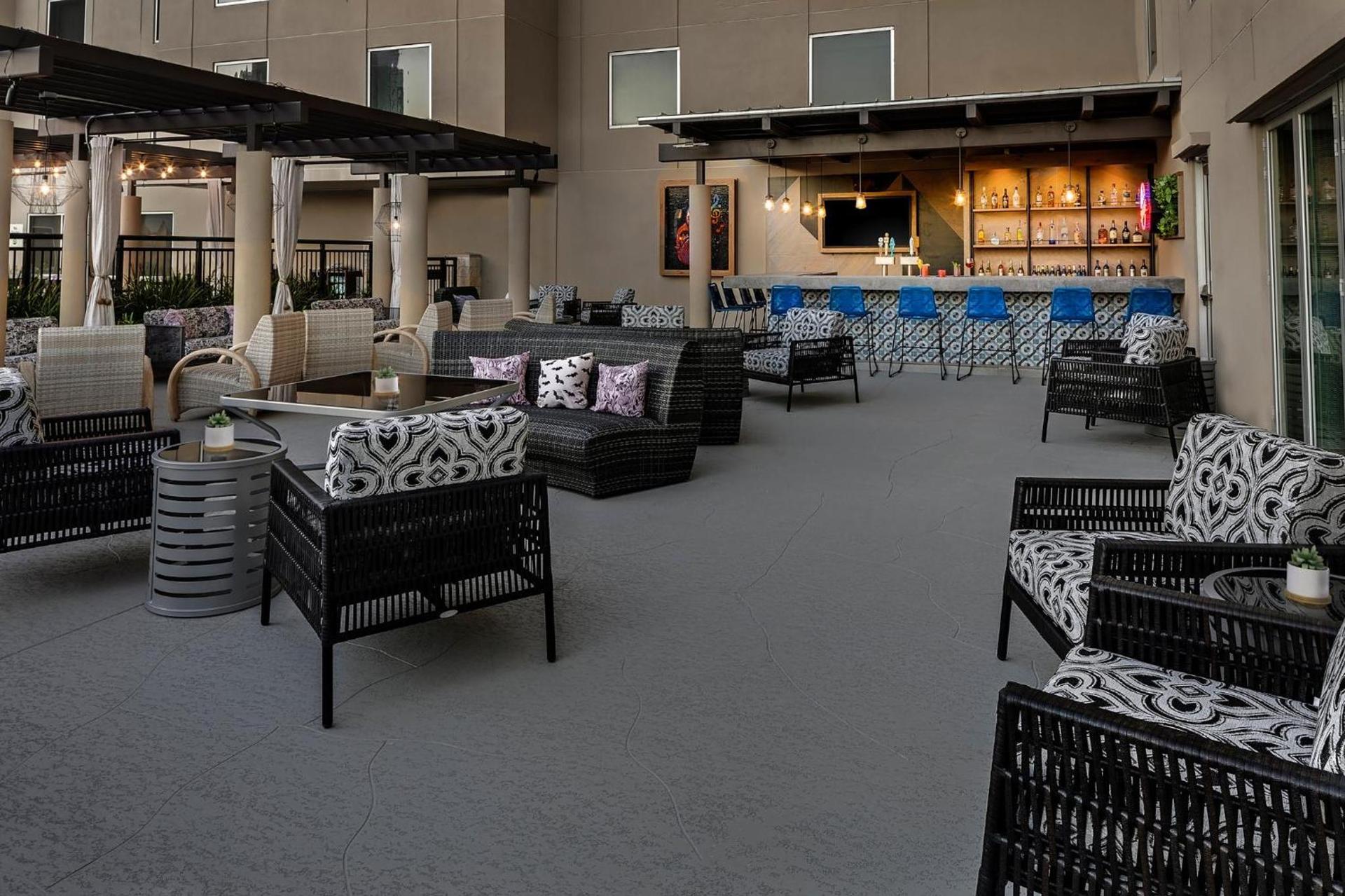 Holiday Inn Express Hotel & Suites Austin Downtown - University by IHG photo 43