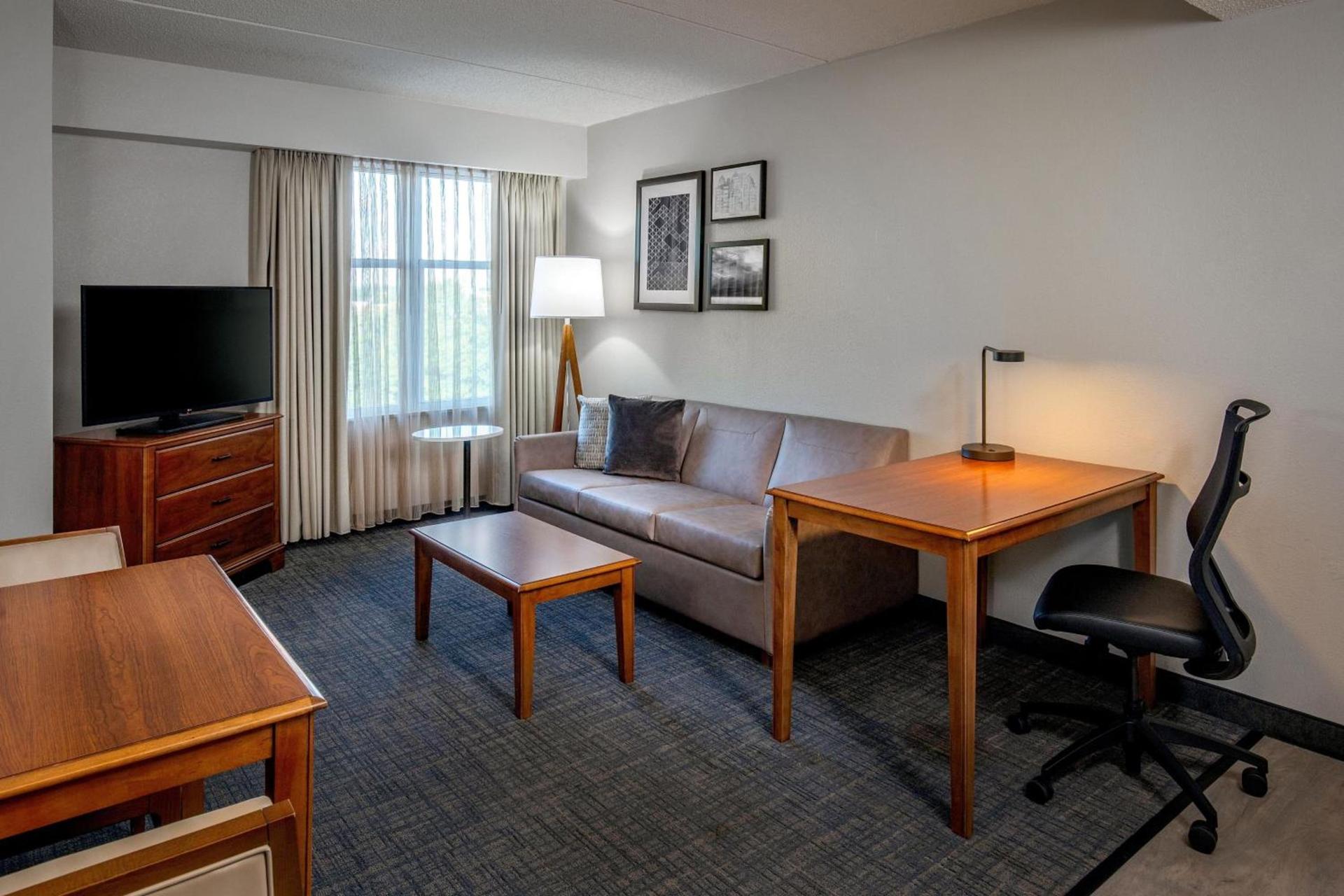 Residence Inn by Marriott Chesapeake Greenbrier photo 33