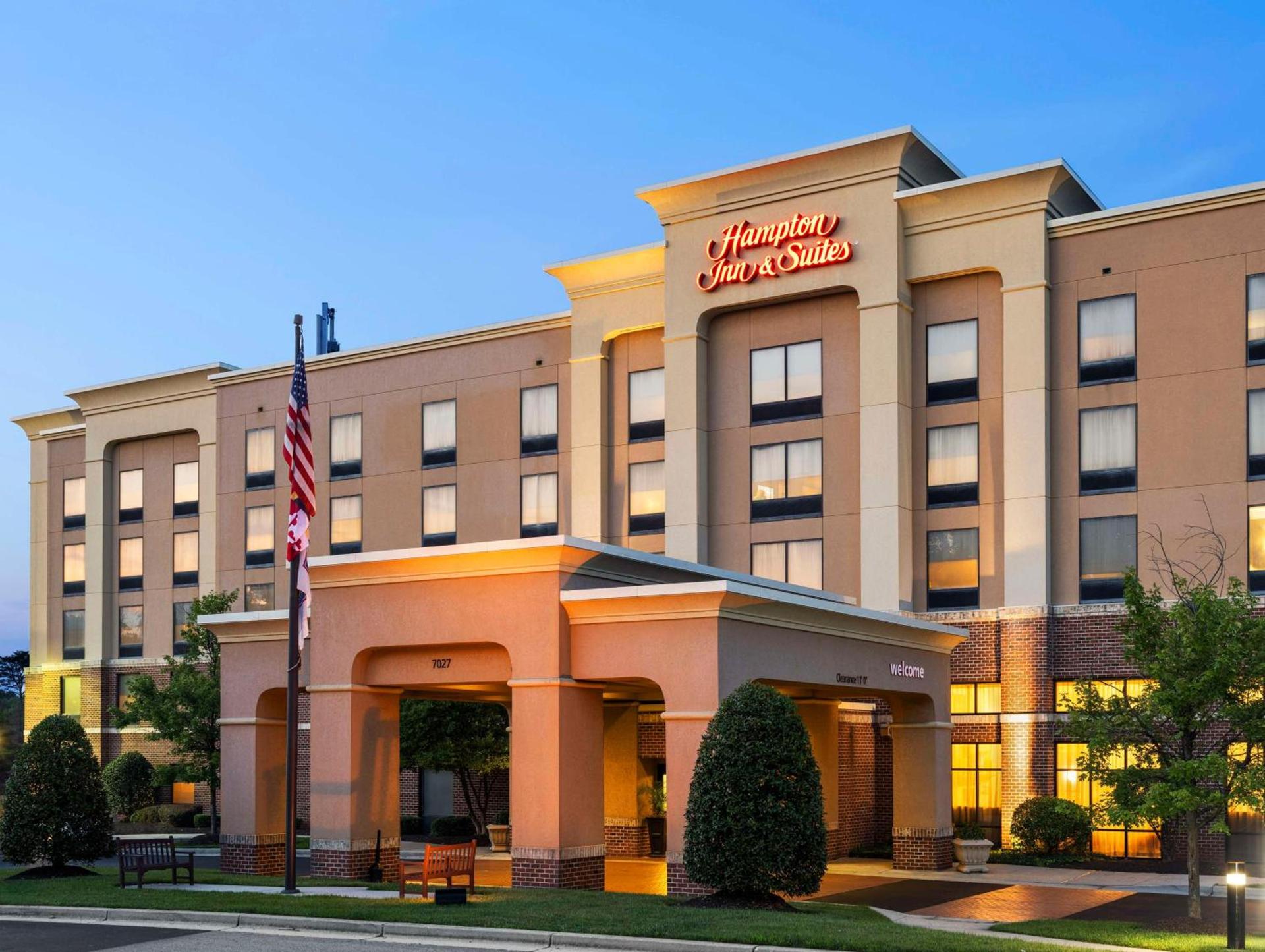 Hampton Inn & Suites Arundel Mills/Baltimore photo 2