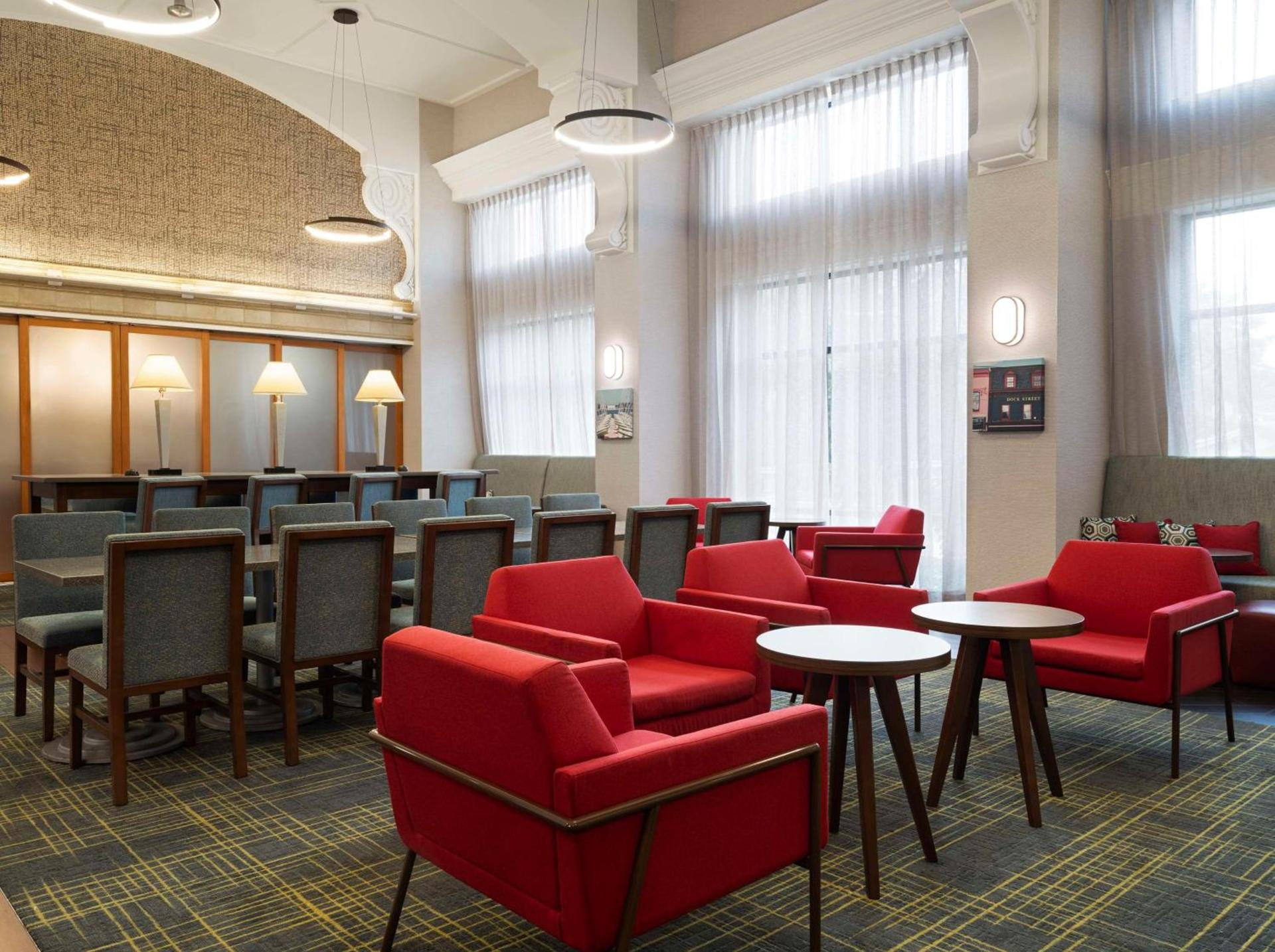 Hampton Inn & Suites Arundel Mills/Baltimore photo 3