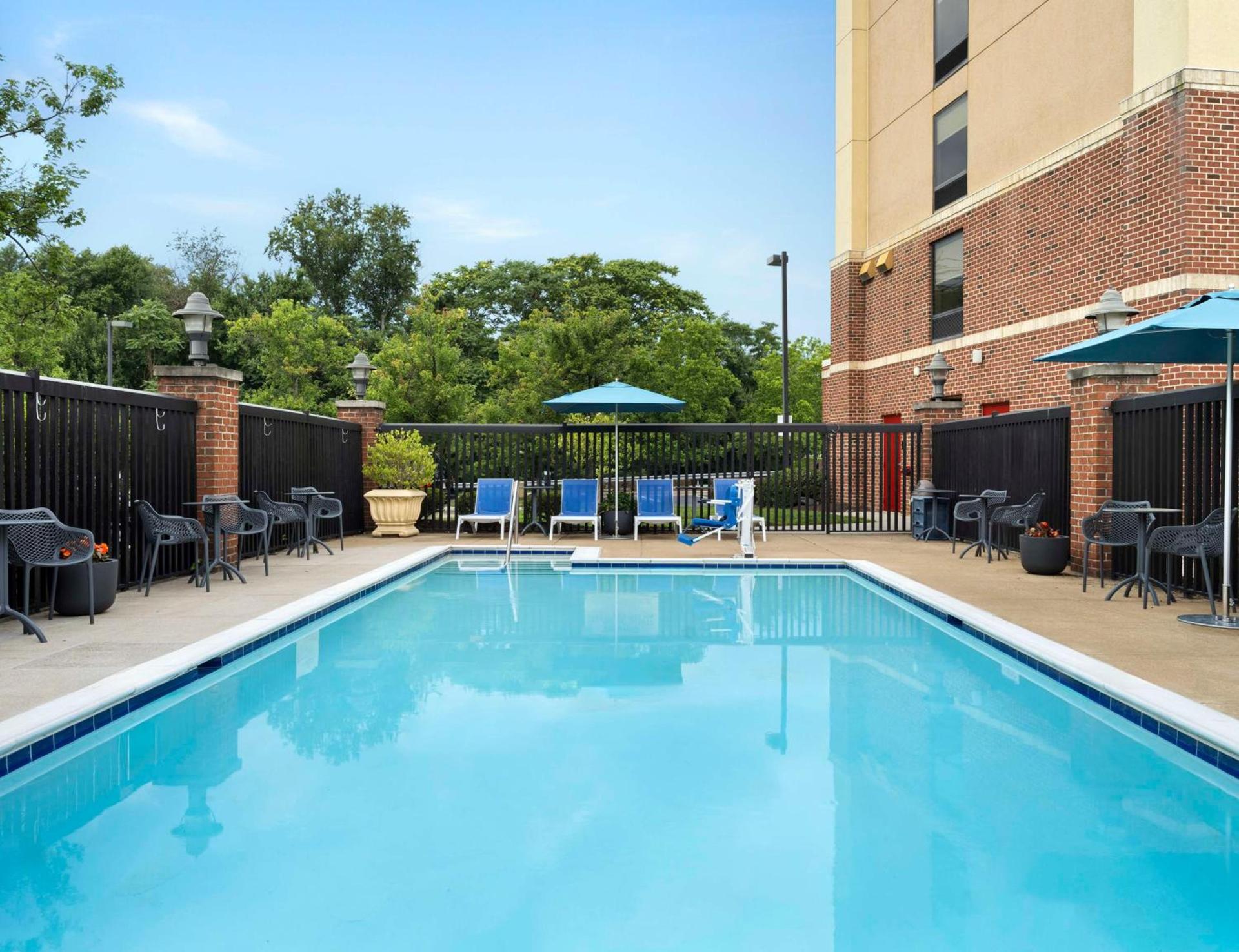 Hampton Inn & Suites Arundel Mills/Baltimore photo 6