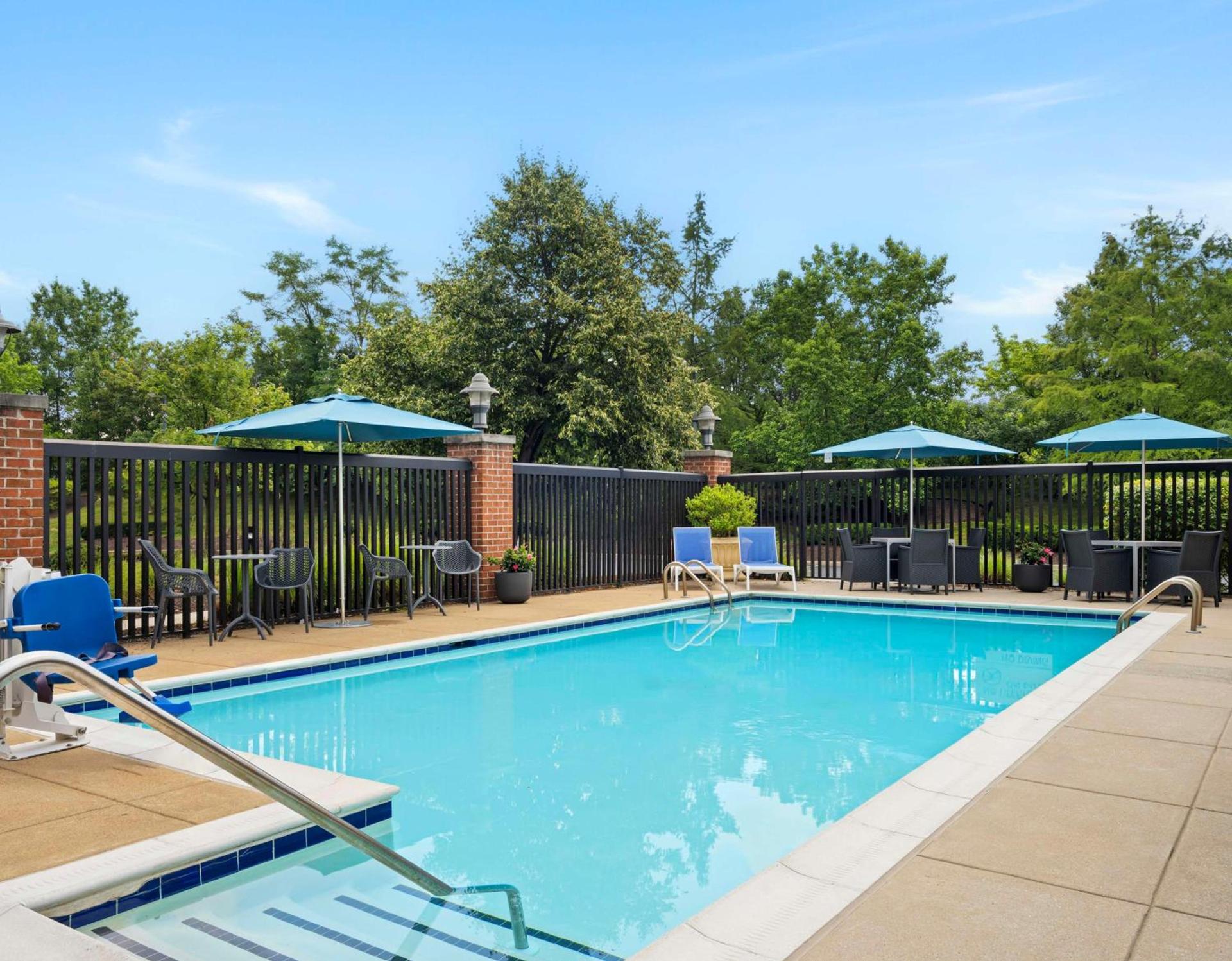Hampton Inn & Suites Arundel Mills/Baltimore photo 7