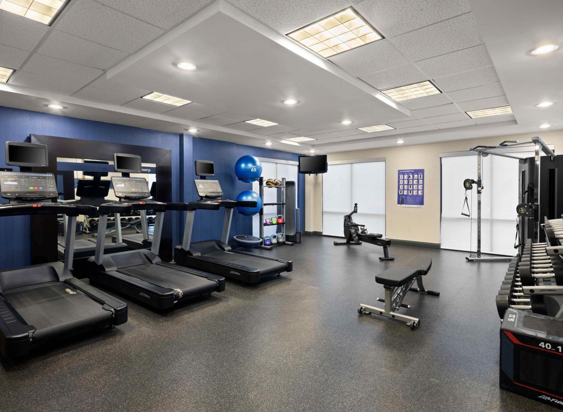Hampton Inn & Suites Arundel Mills/Baltimore photo 11