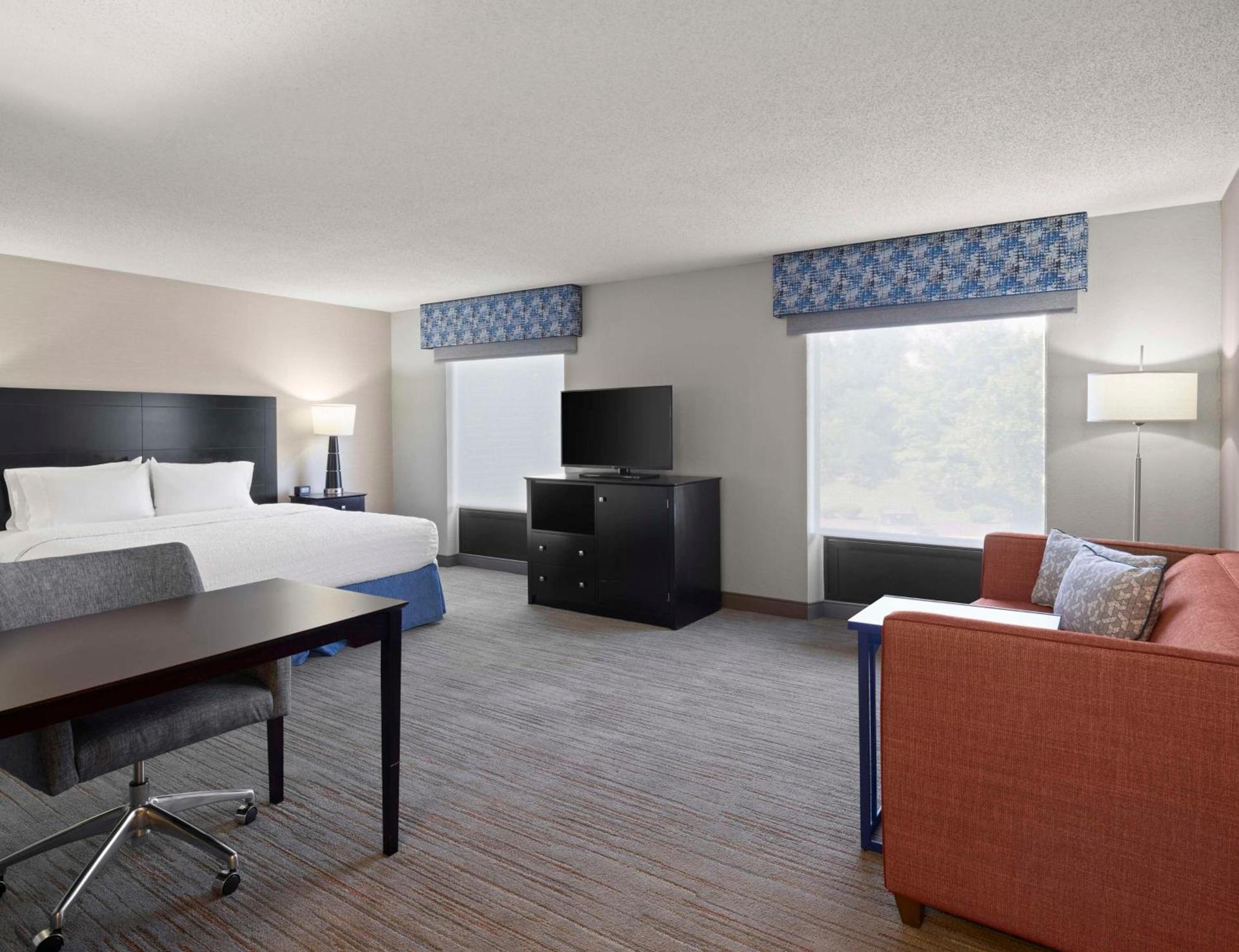 Hampton Inn & Suites Arundel Mills/Baltimore photo 12