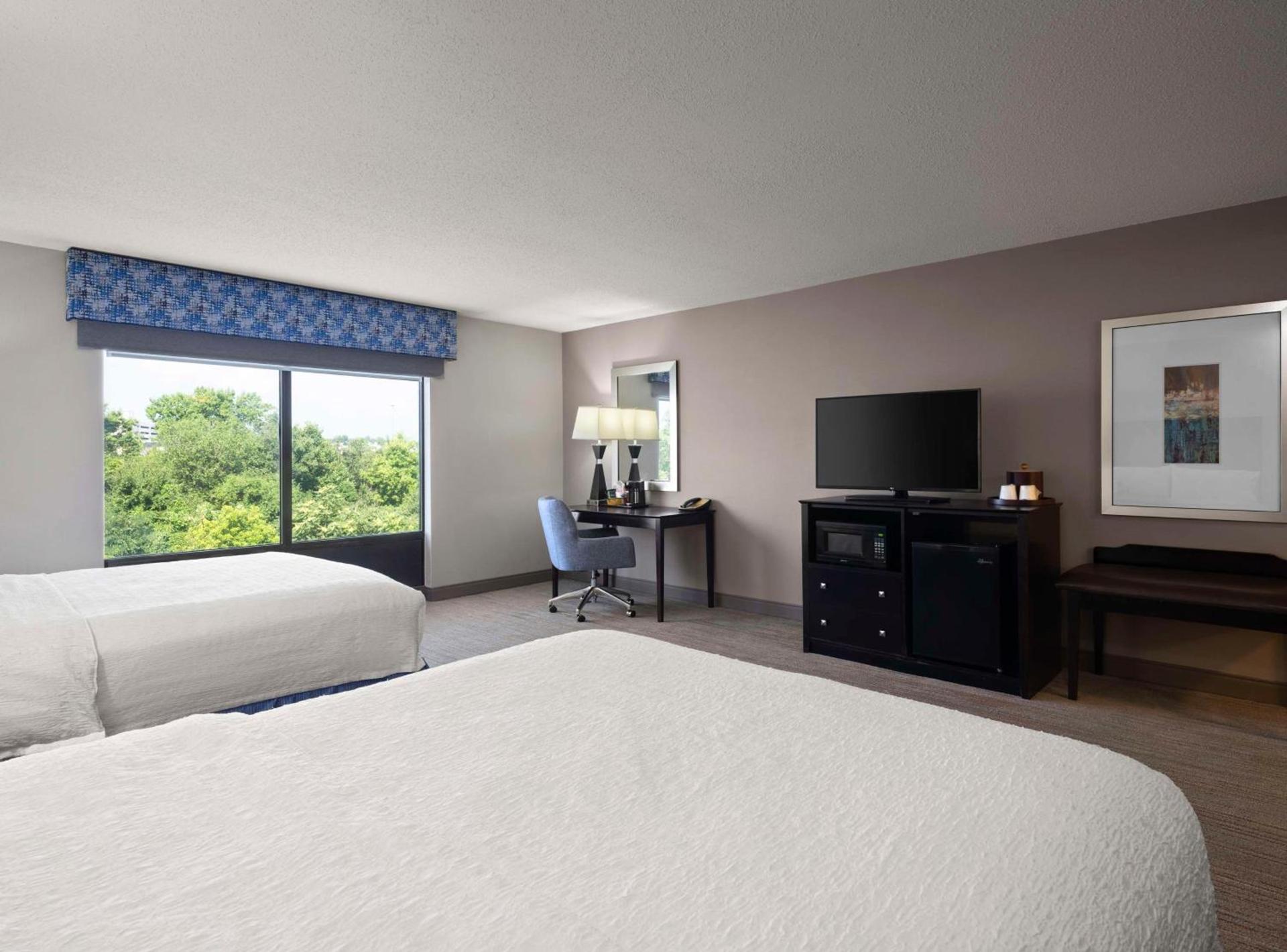 Hampton Inn & Suites Arundel Mills/Baltimore photo 14