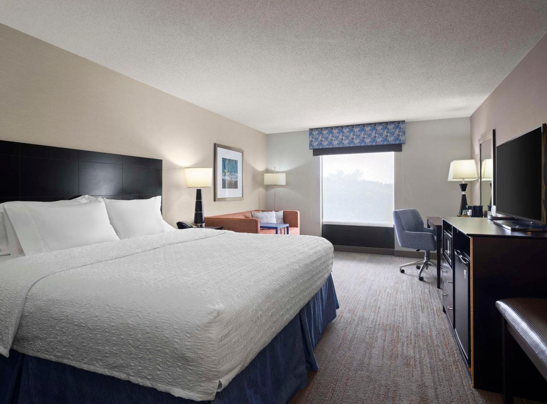 Hampton Inn & Suites Arundel Mills/Baltimore photo 20