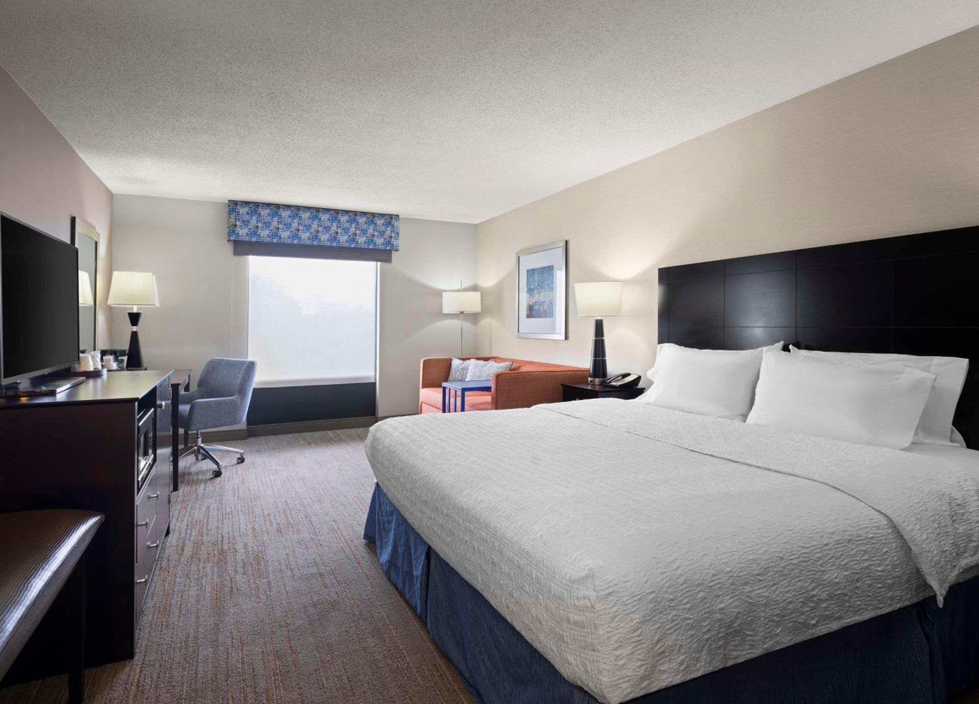 Hampton Inn & Suites Arundel Mills/Baltimore photo 34