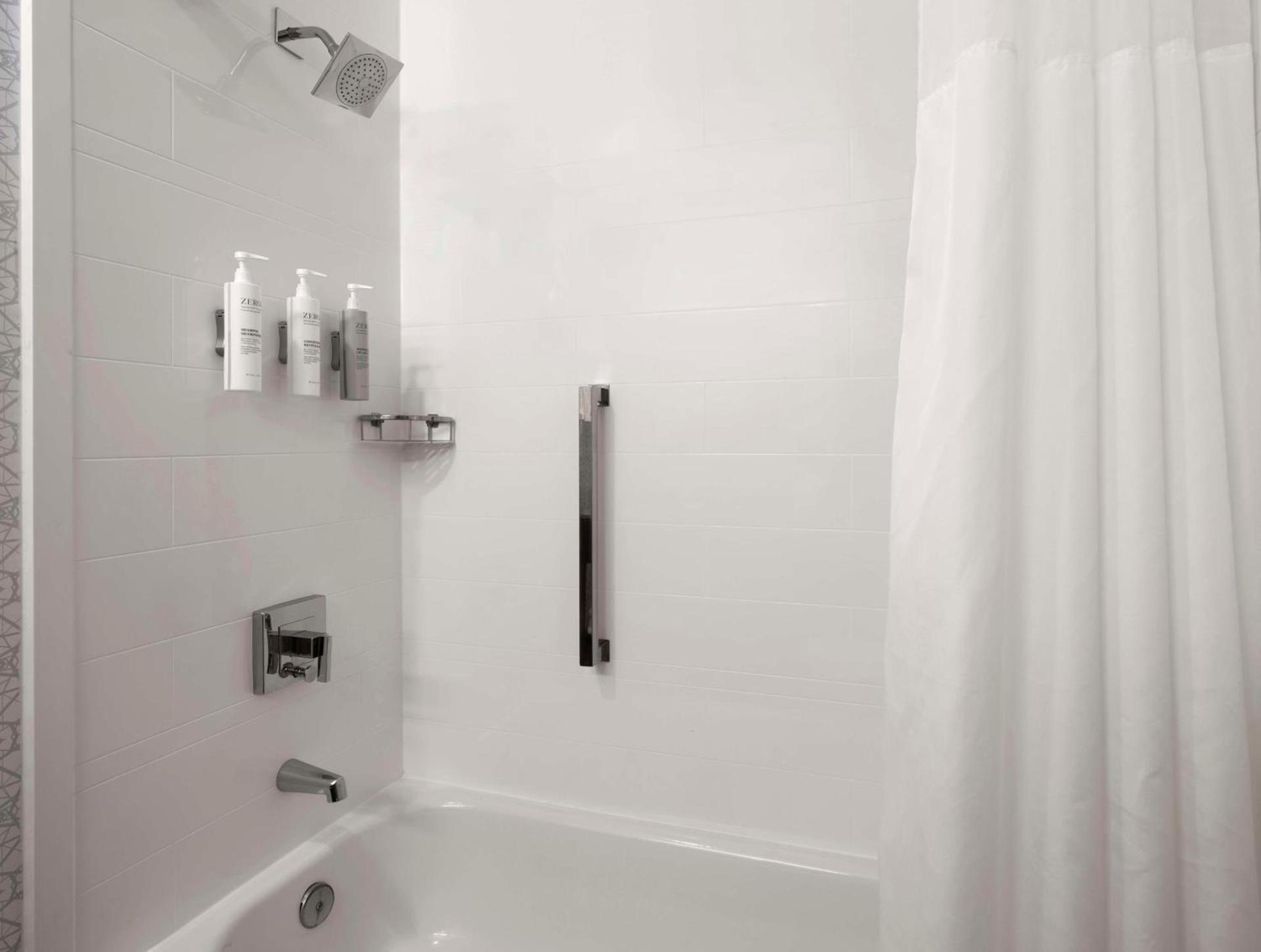 Hampton Inn & Suites Arundel Mills/Baltimore photo 52