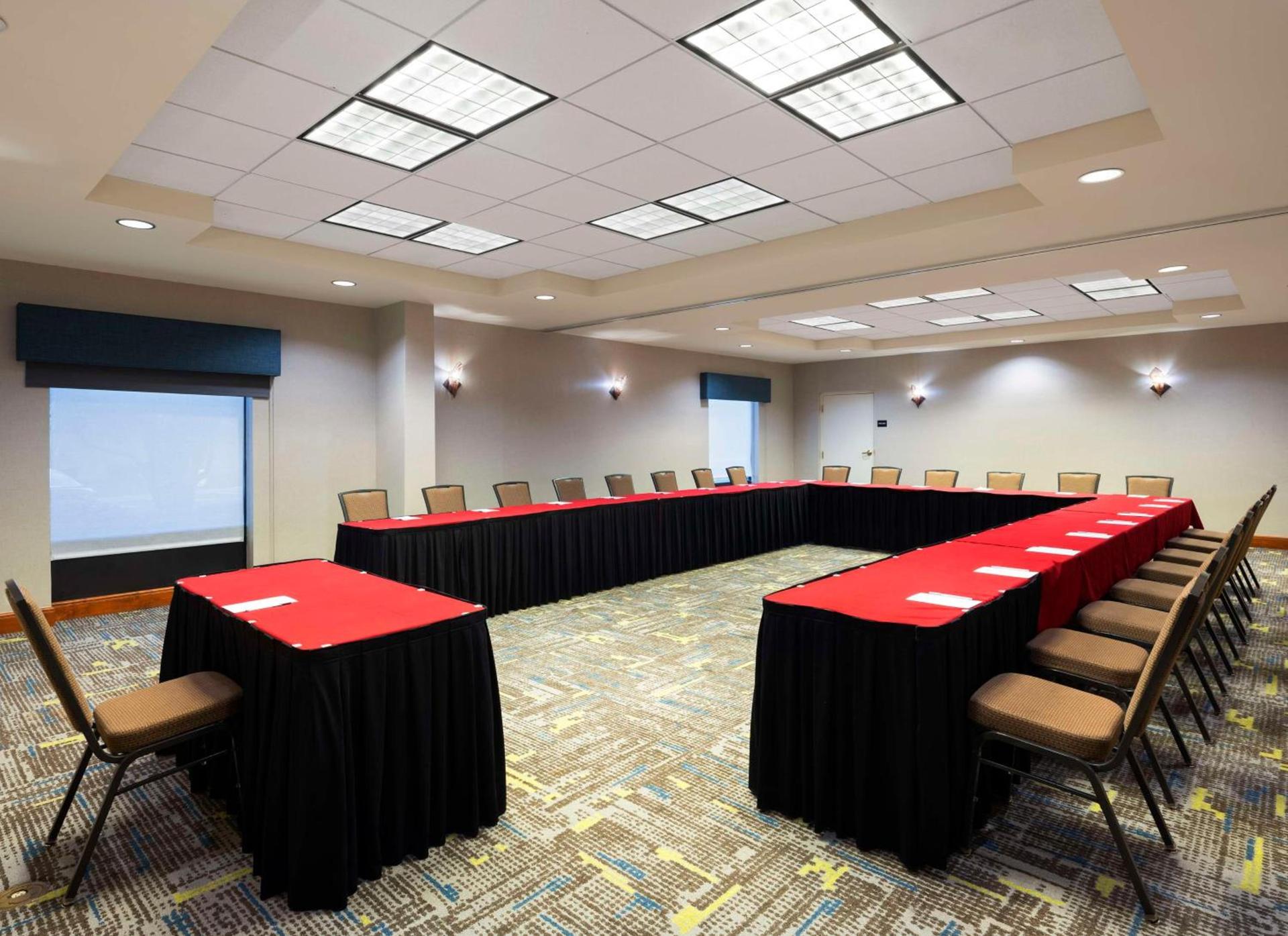 Hampton Inn & Suites Arundel Mills/Baltimore photo 55