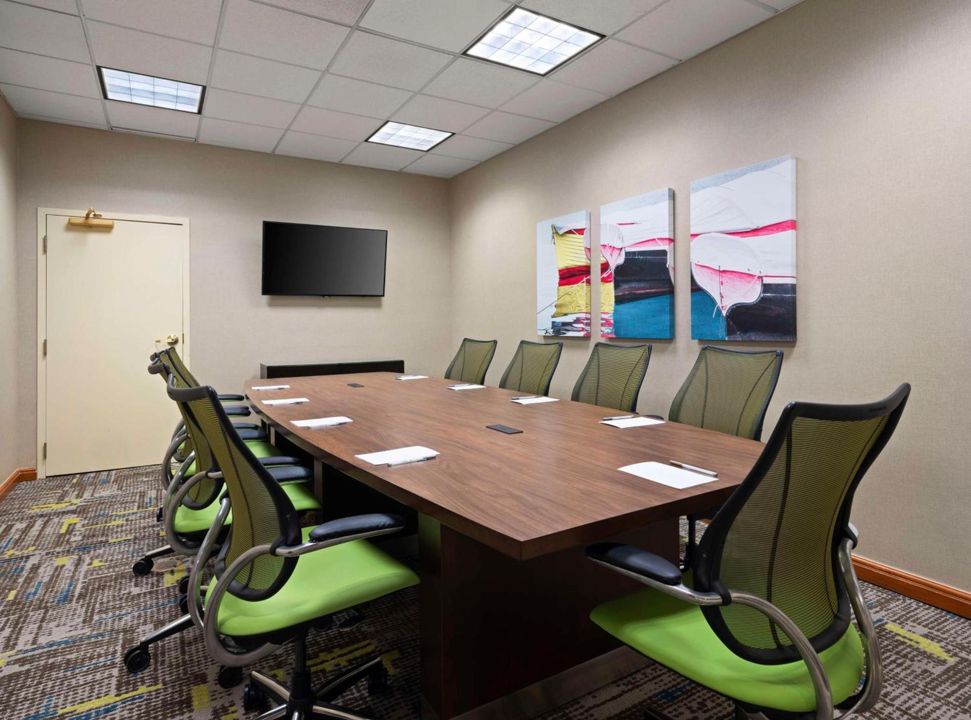 Hampton Inn & Suites Arundel Mills/Baltimore photo 56