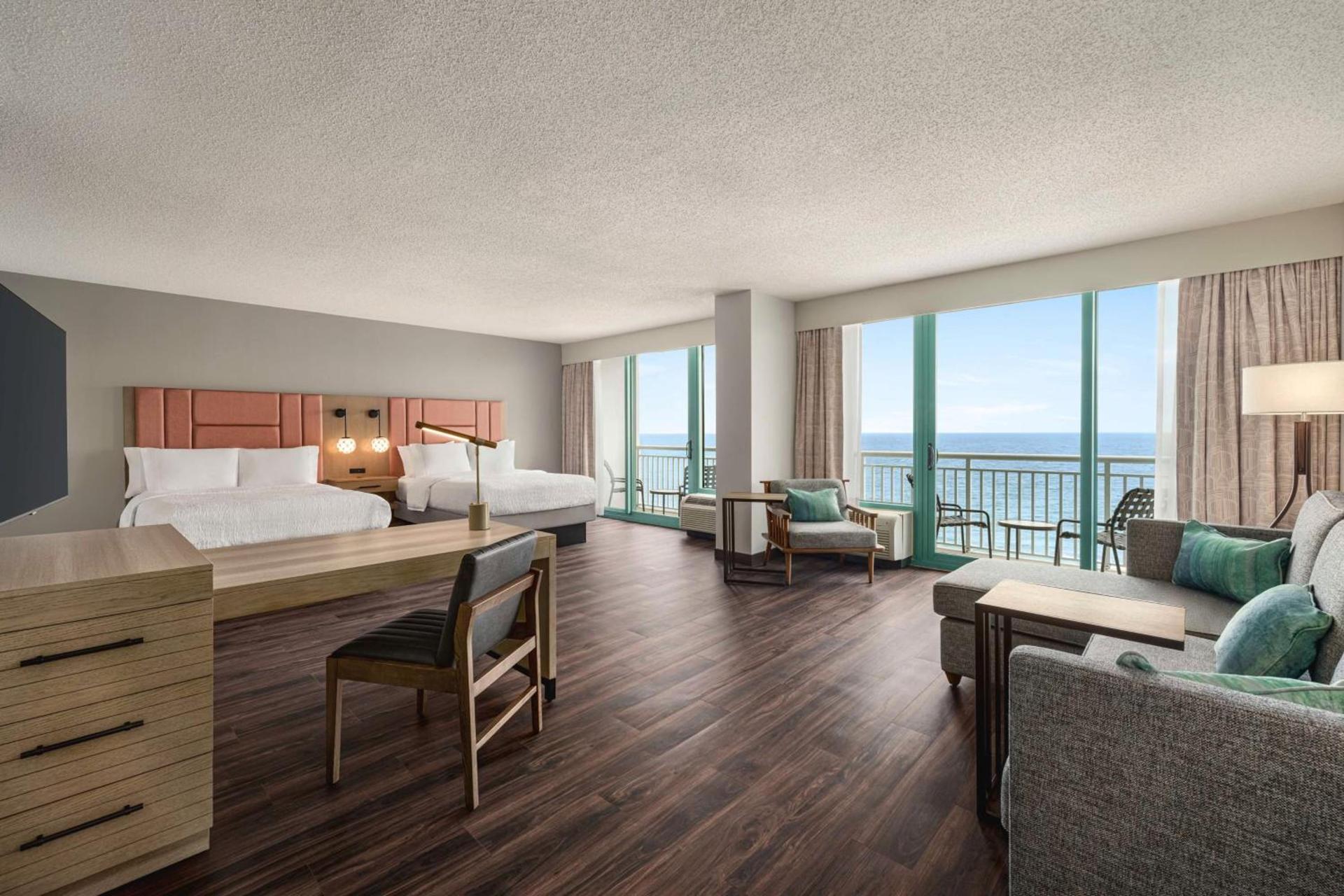 Hampton Inn Virginia Beach-Oceanfront South photo 26