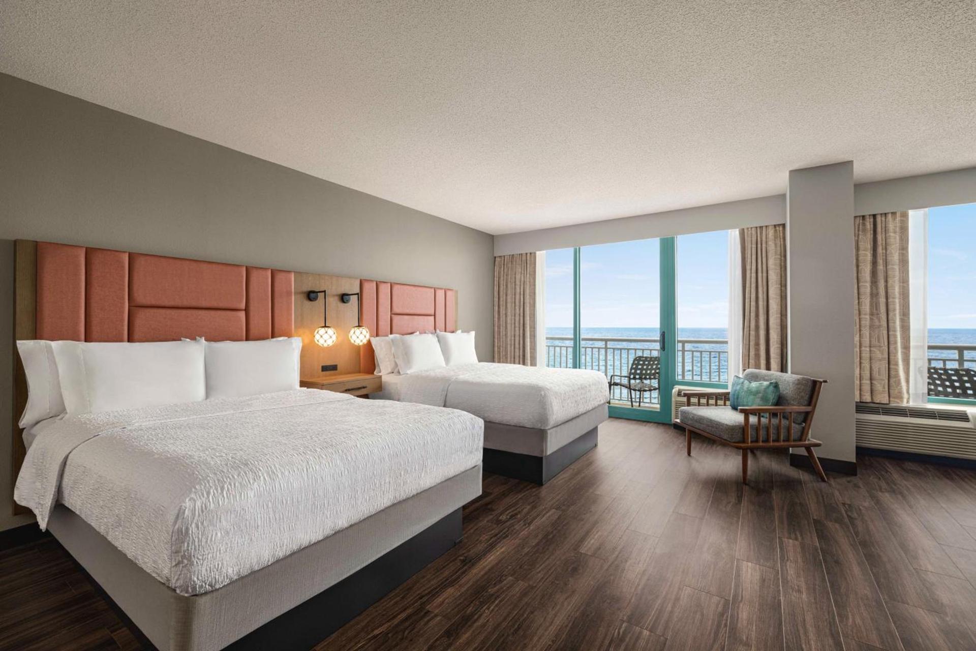 Hampton Inn Virginia Beach-Oceanfront South photo 32