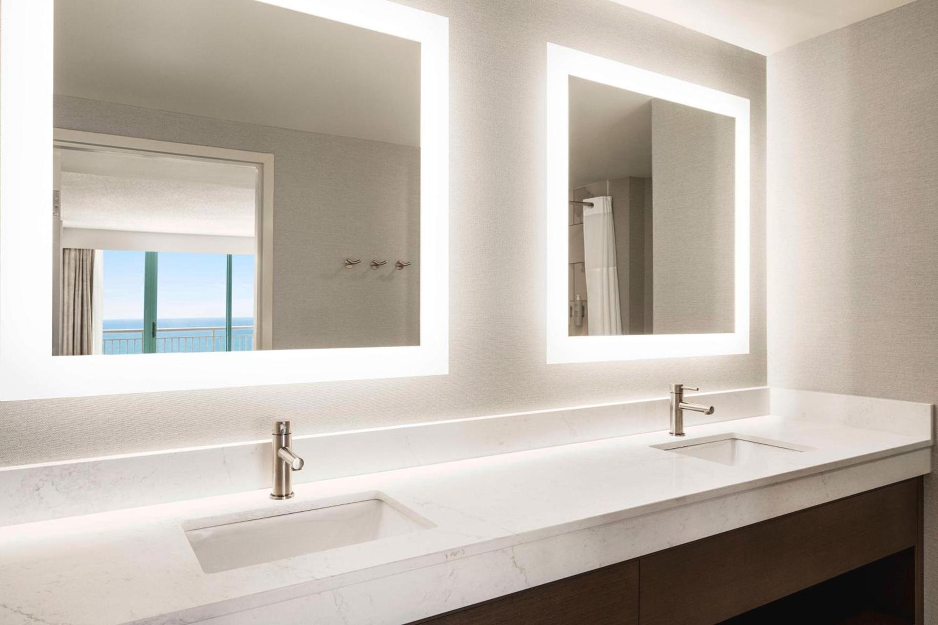 Hampton Inn Virginia Beach-Oceanfront South photo 37