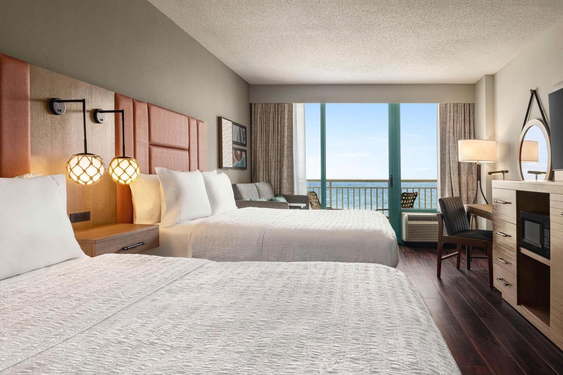 Hampton Inn Virginia Beach-Oceanfront South photo 35