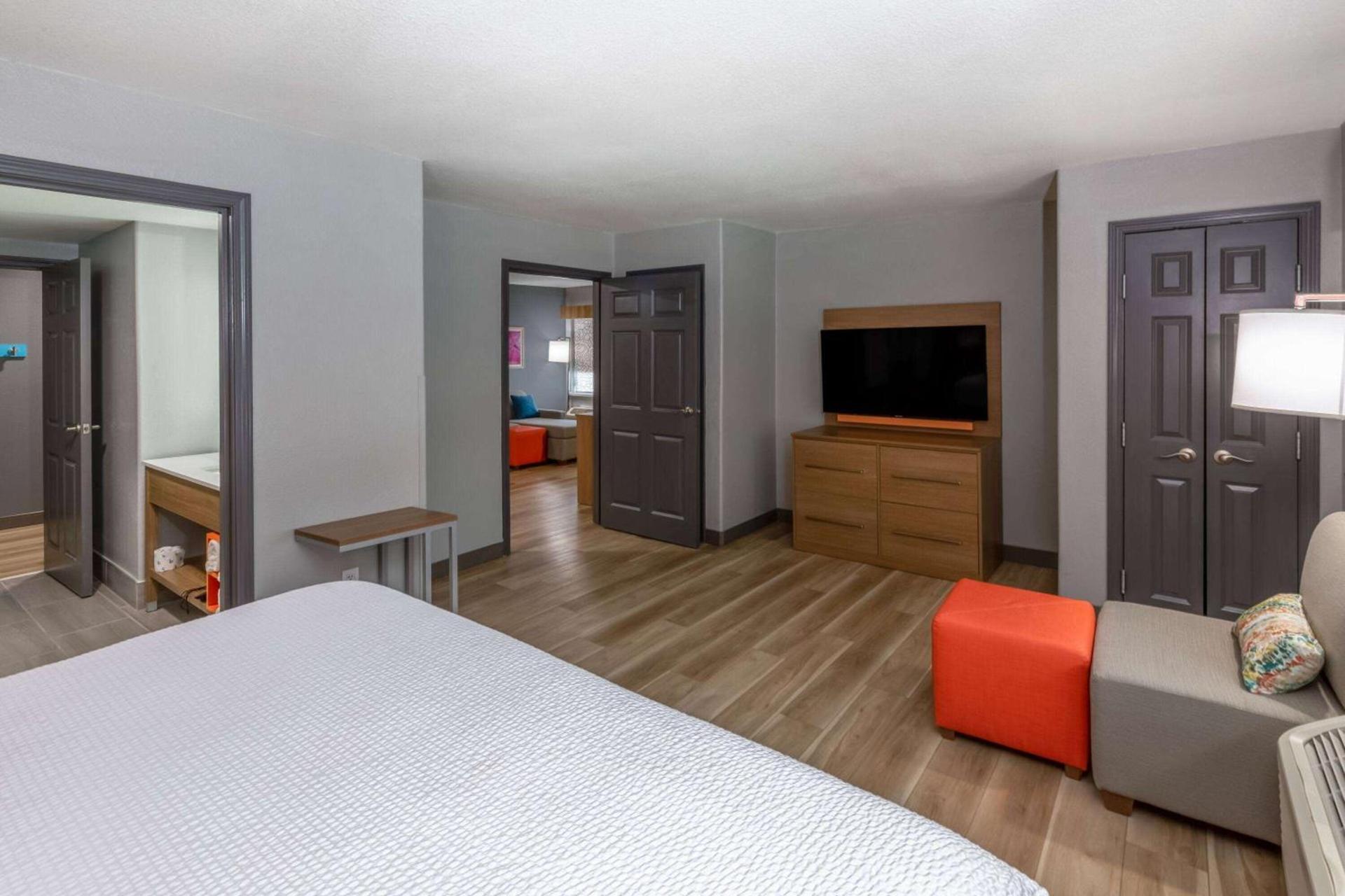 La Quinta by Wyndham New Braunfels photo 68