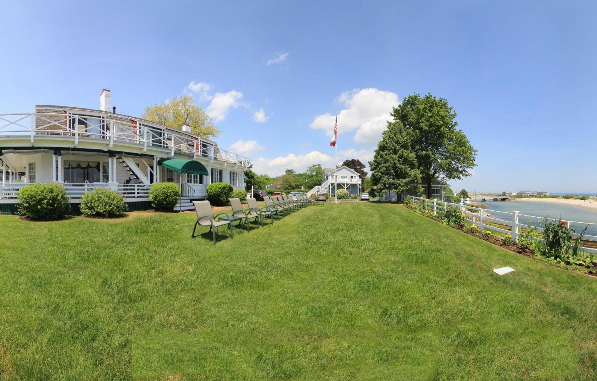 Terrace By The Sea photo 30