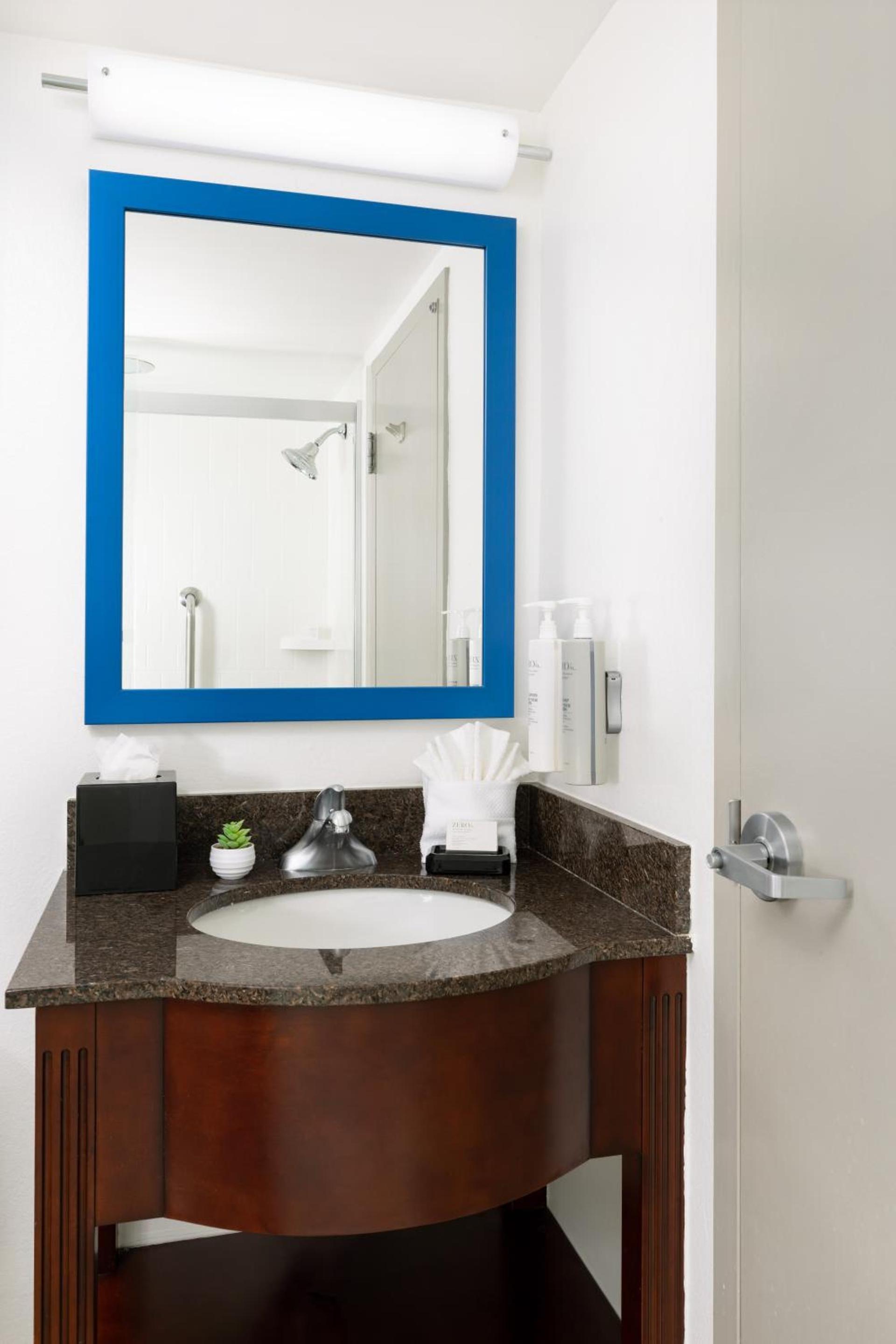 Hampton Inn Naples-Central photo 22