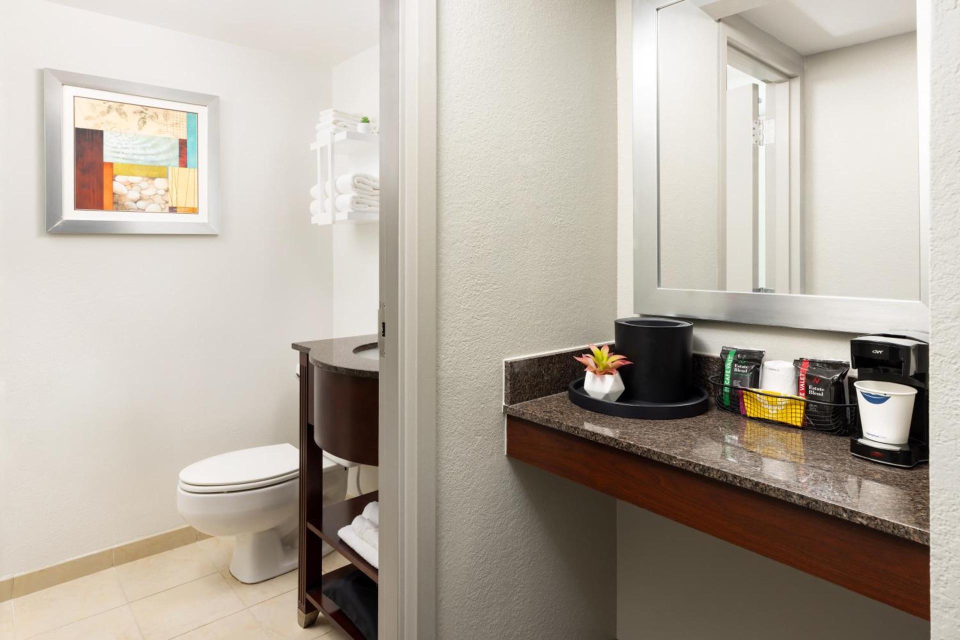 Hampton Inn Naples-Central photo 26
